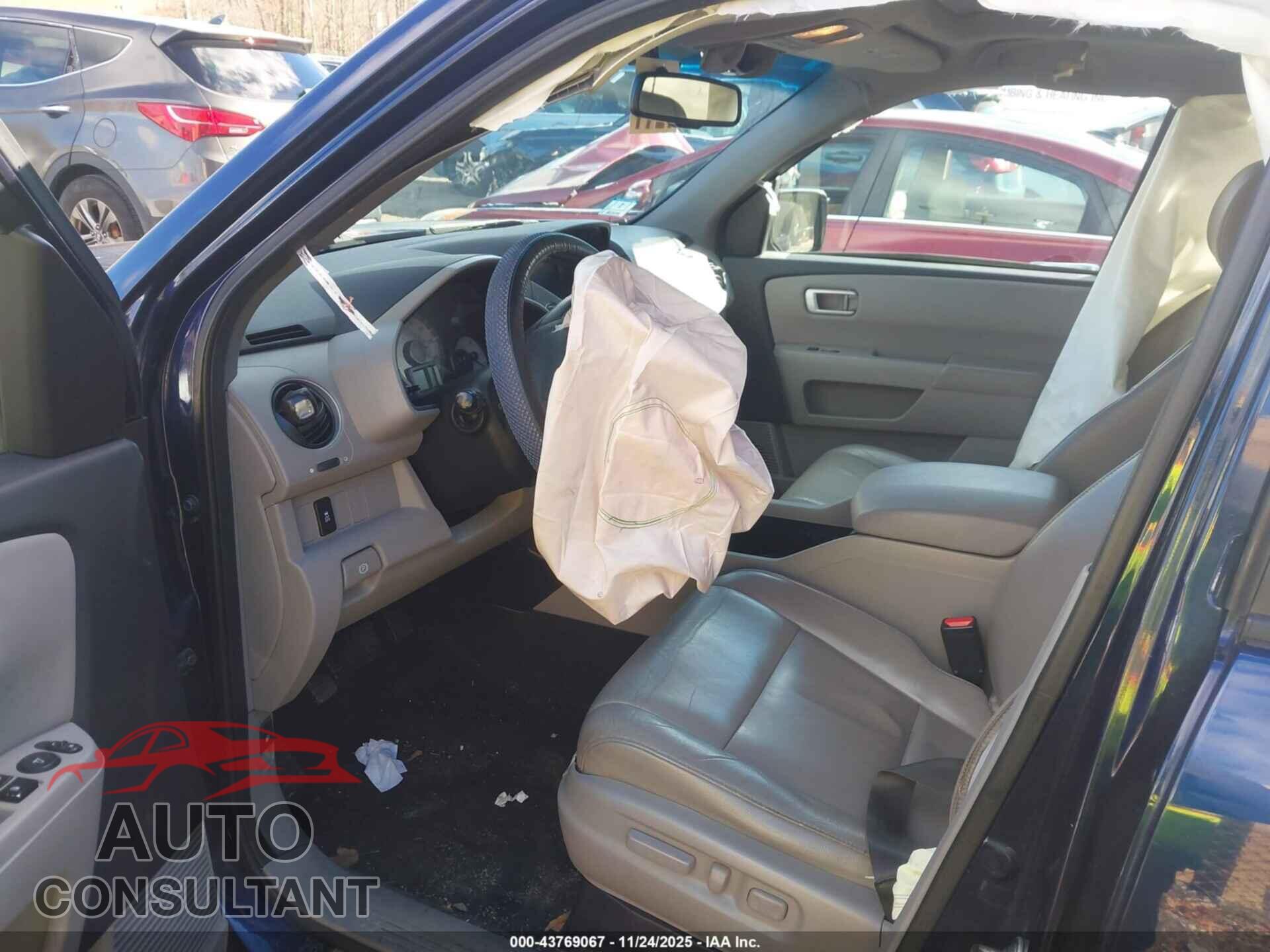 HONDA PILOT 2015 - 5FNYF4H54FB059667