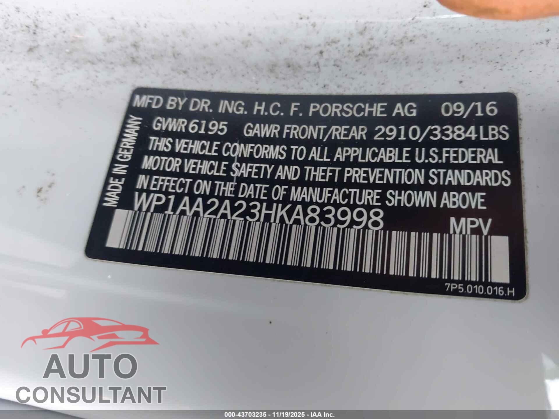PORSCHE CAYENNE 2017 - WP1AA2A23HKA83998