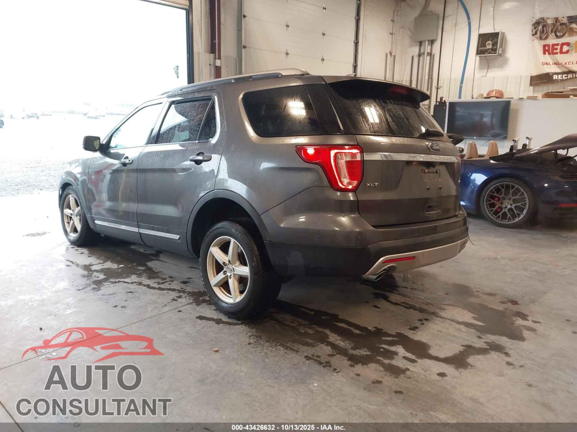 FORD EXPLORER 2017 - 1FM5K8D80HGE31290