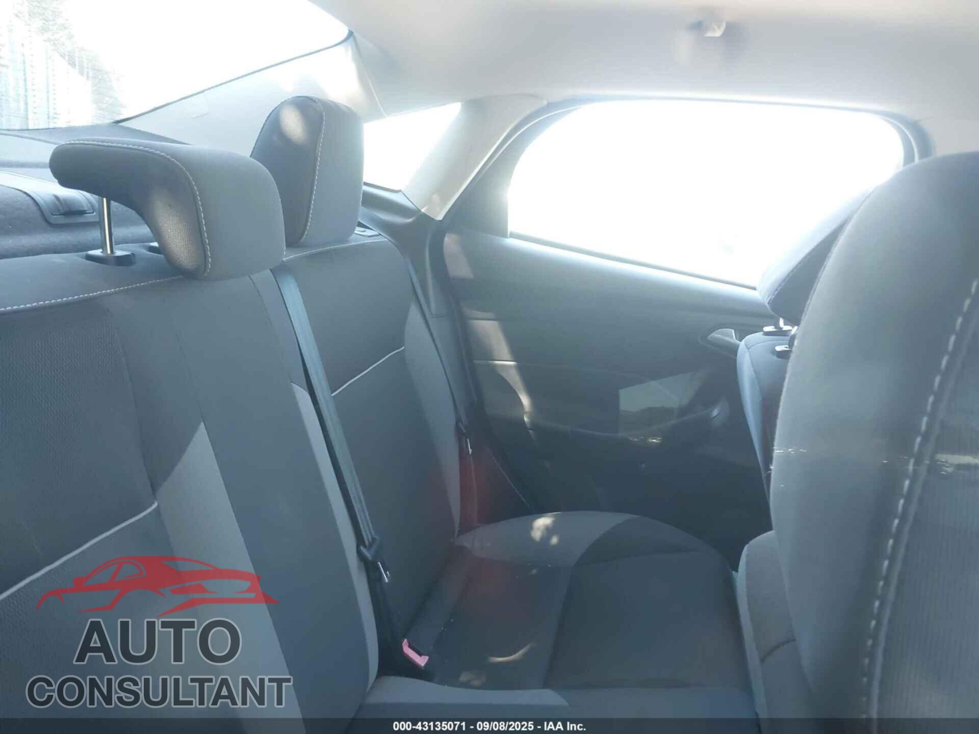 FORD FOCUS 2014 - 1FADP3F25EL320319
