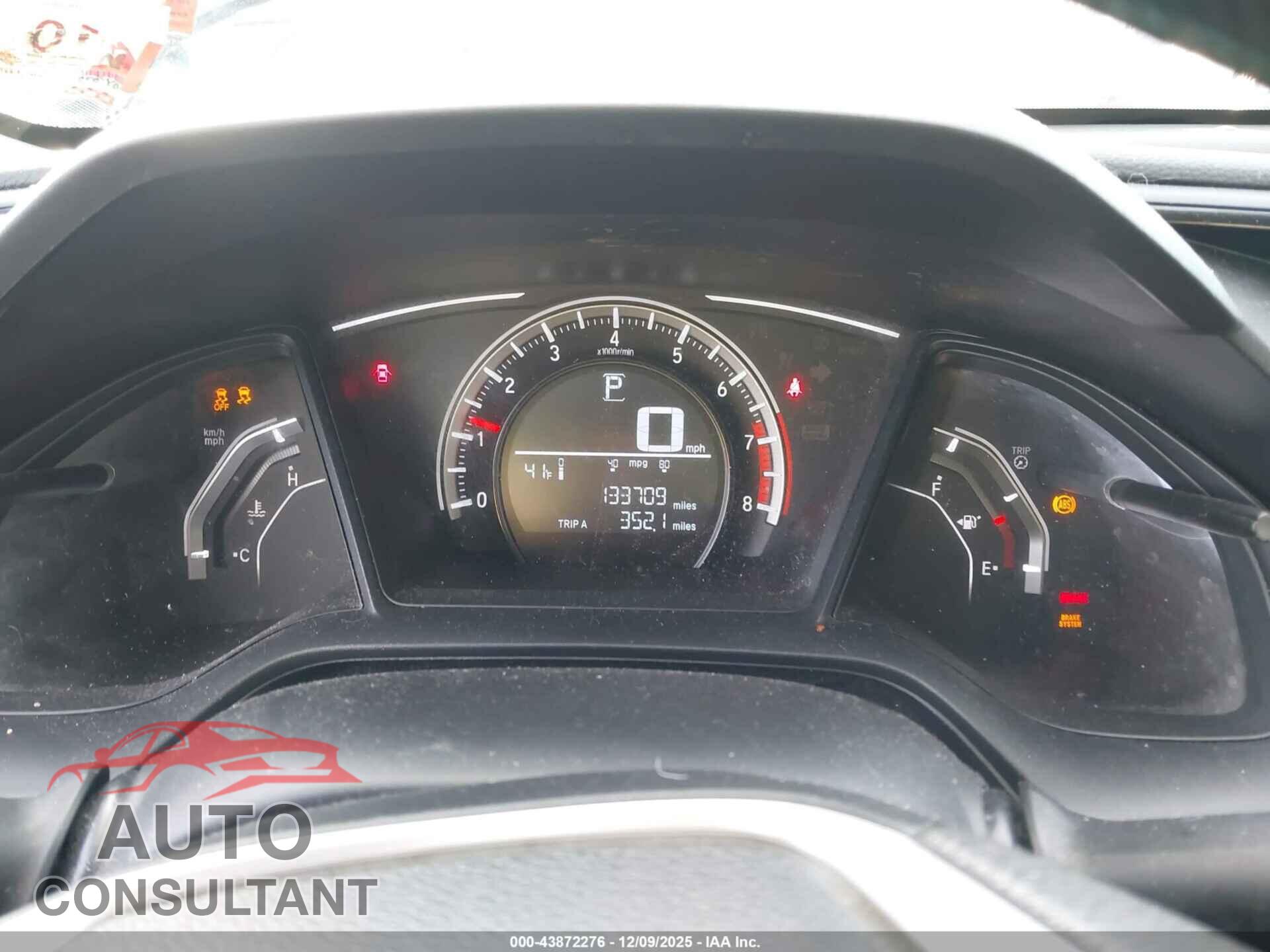 HONDA CIVIC 2017 - 2HGFC2F52HH547070
