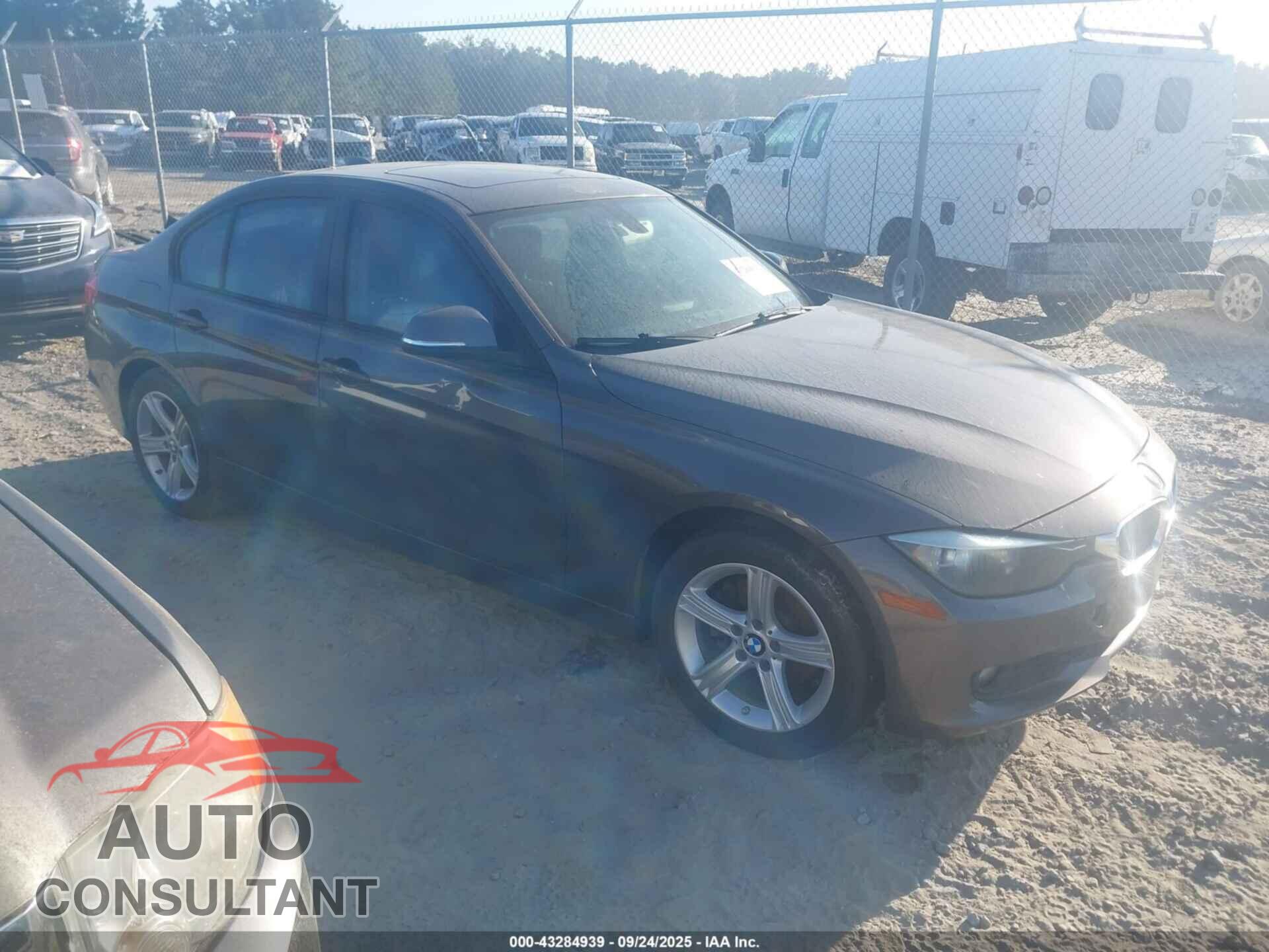 BMW 328I 2012 - WBA3A5G57CNP15774