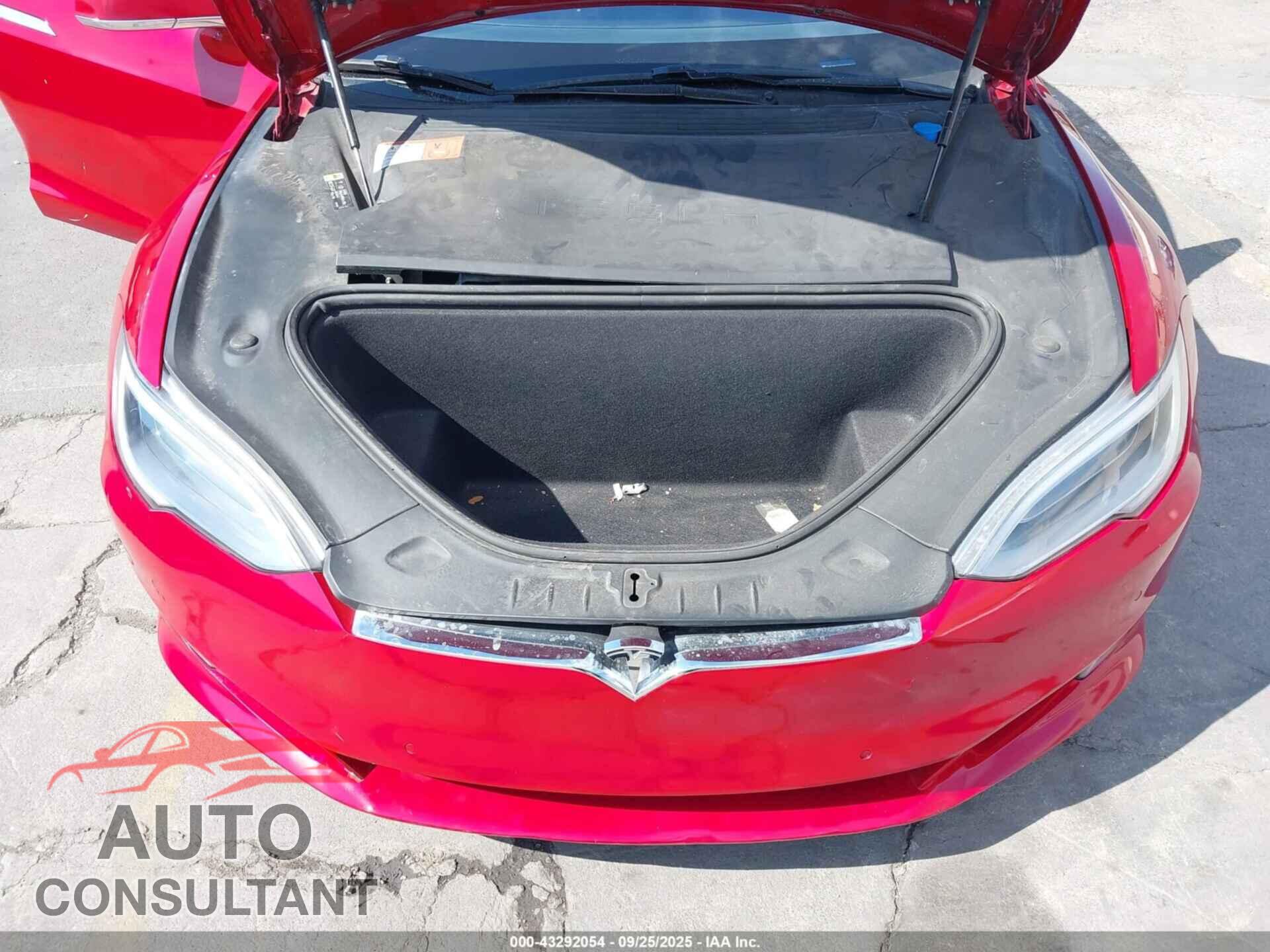 TESLA MODEL S 2018 - 5YJSA1E21JF257709