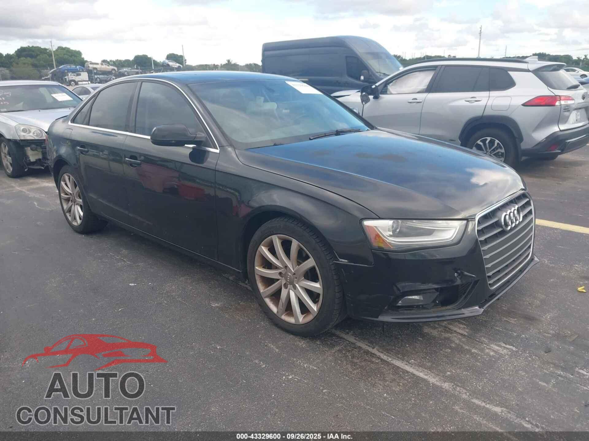 AUDI A4 2013 - WAUEFAFL3DN039859