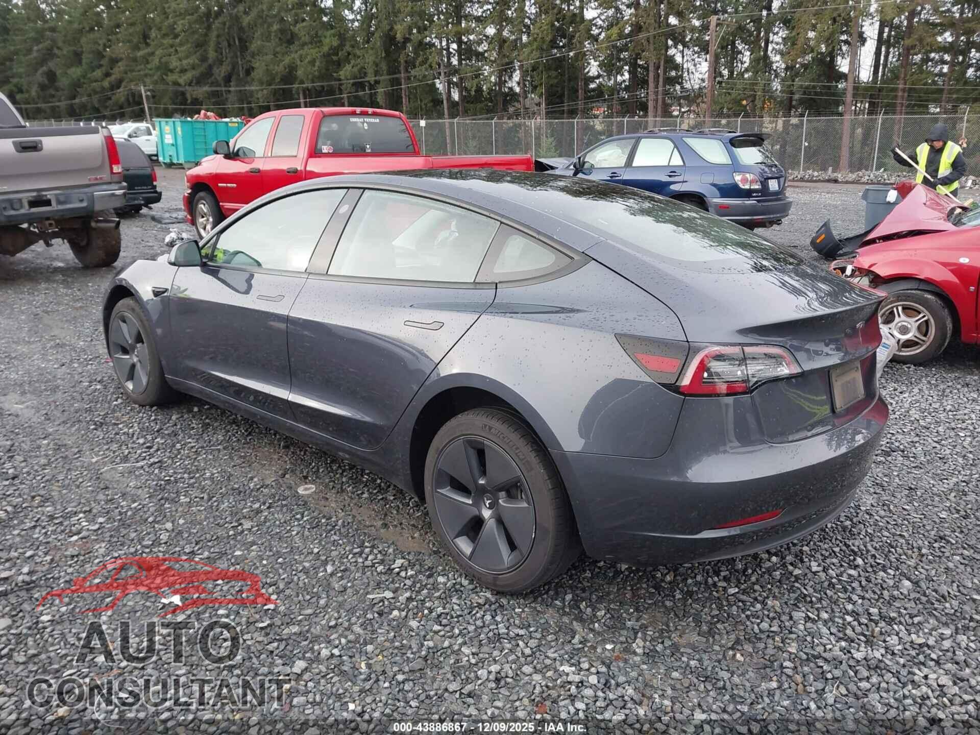 TESLA MODEL 3 2023 - 5YJ3E1EA8PF398415