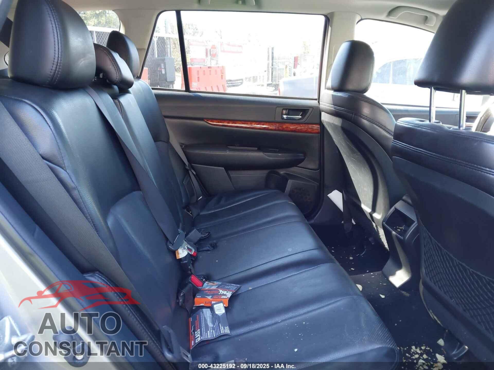 SUBARU OUTBACK 2010 - 4S4BRBKC2A3312480
