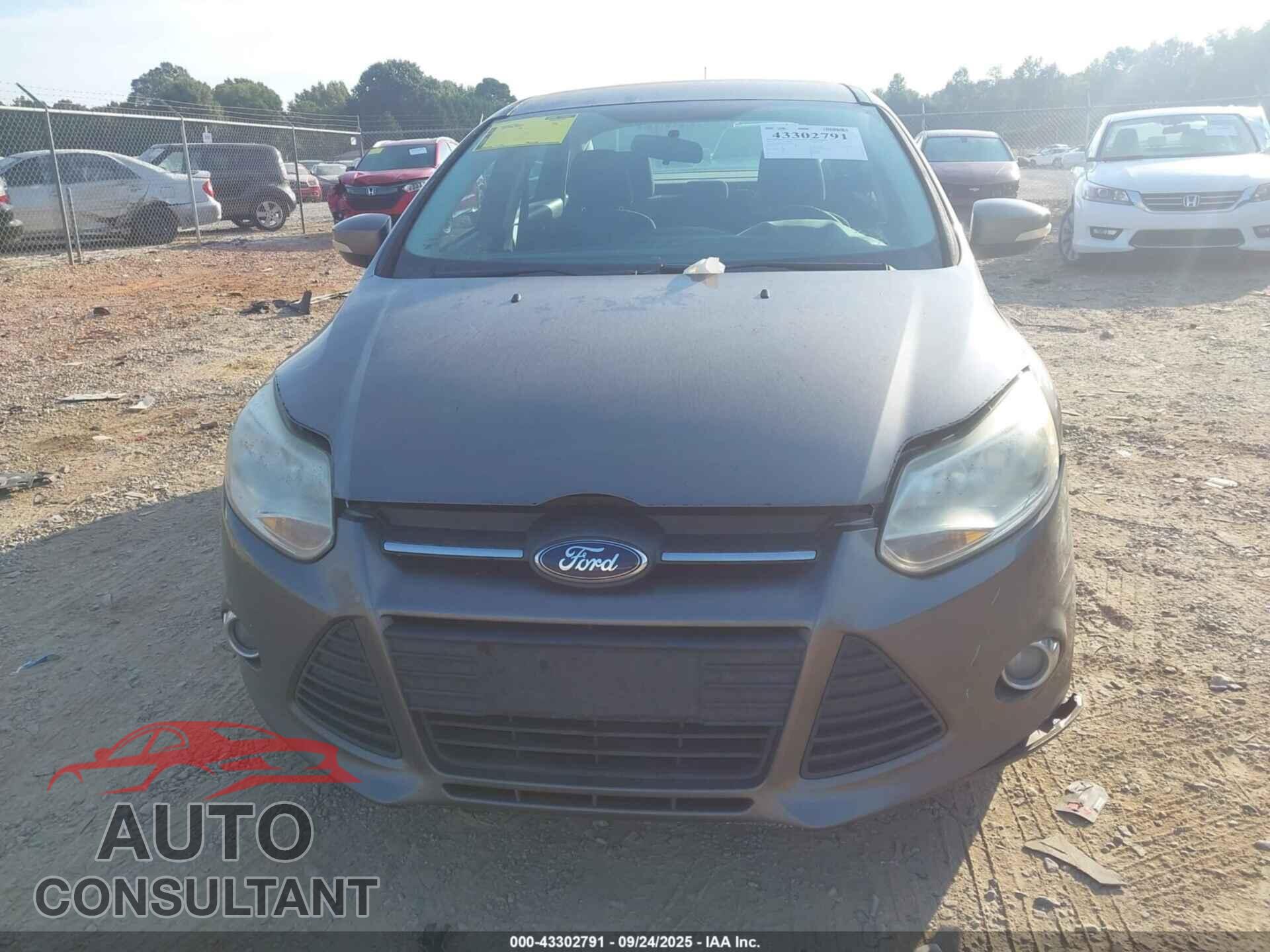 FORD FOCUS 2014 - 1FADP3F28EL172831