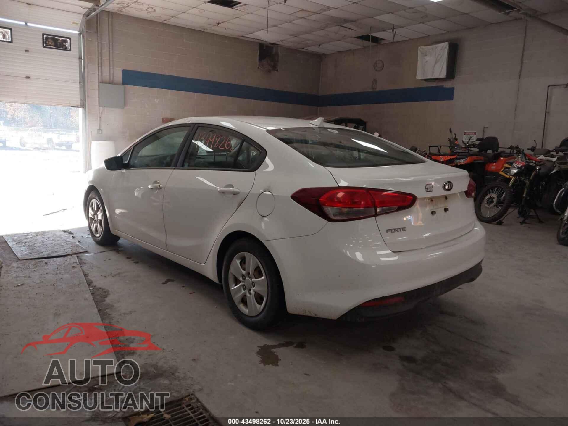 KIA FORTE 2017 - 3KPFK4A74HE014378