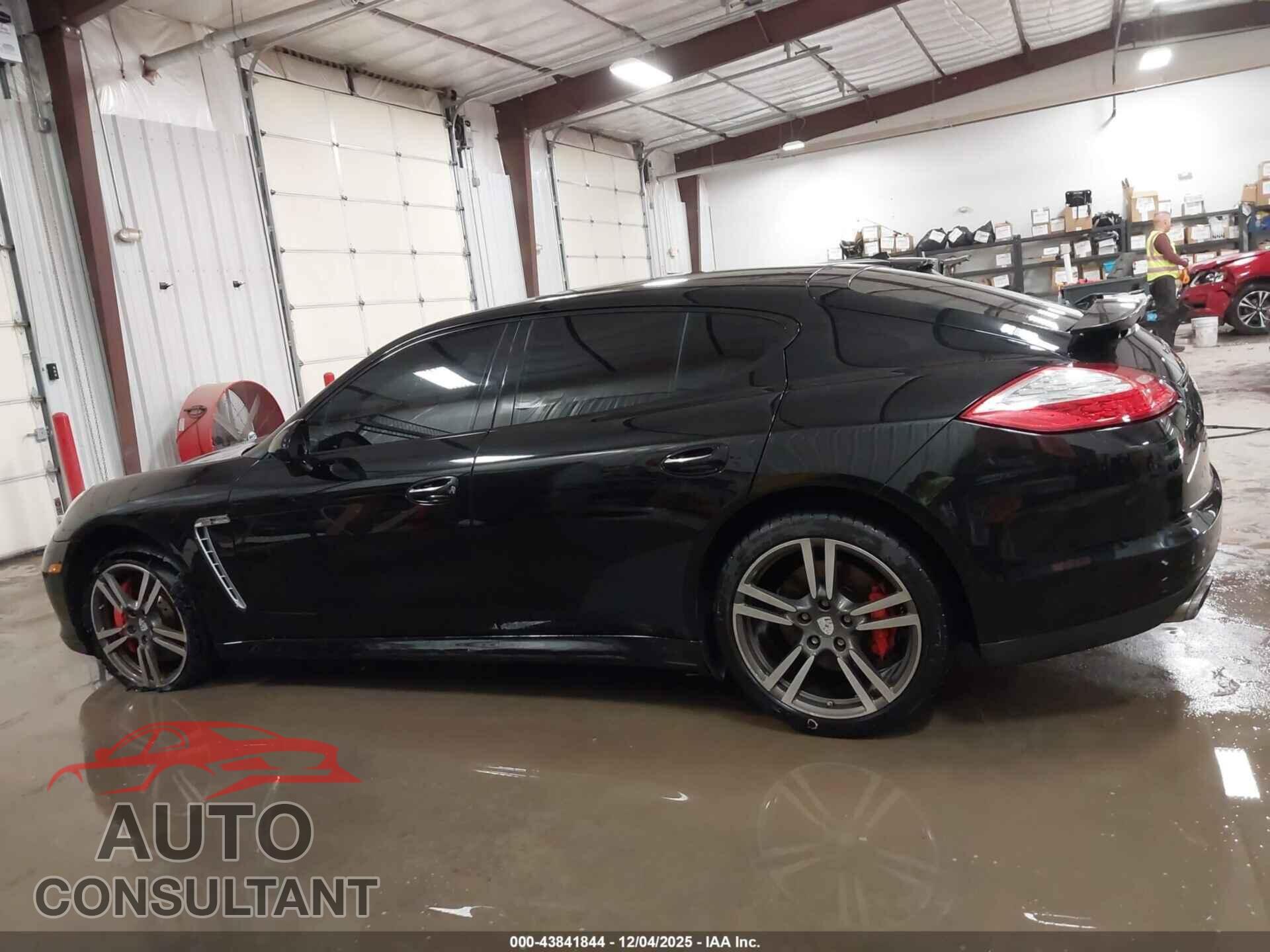 PORSCHE PANAMERA 2011 - WP0AC2A71BL090134