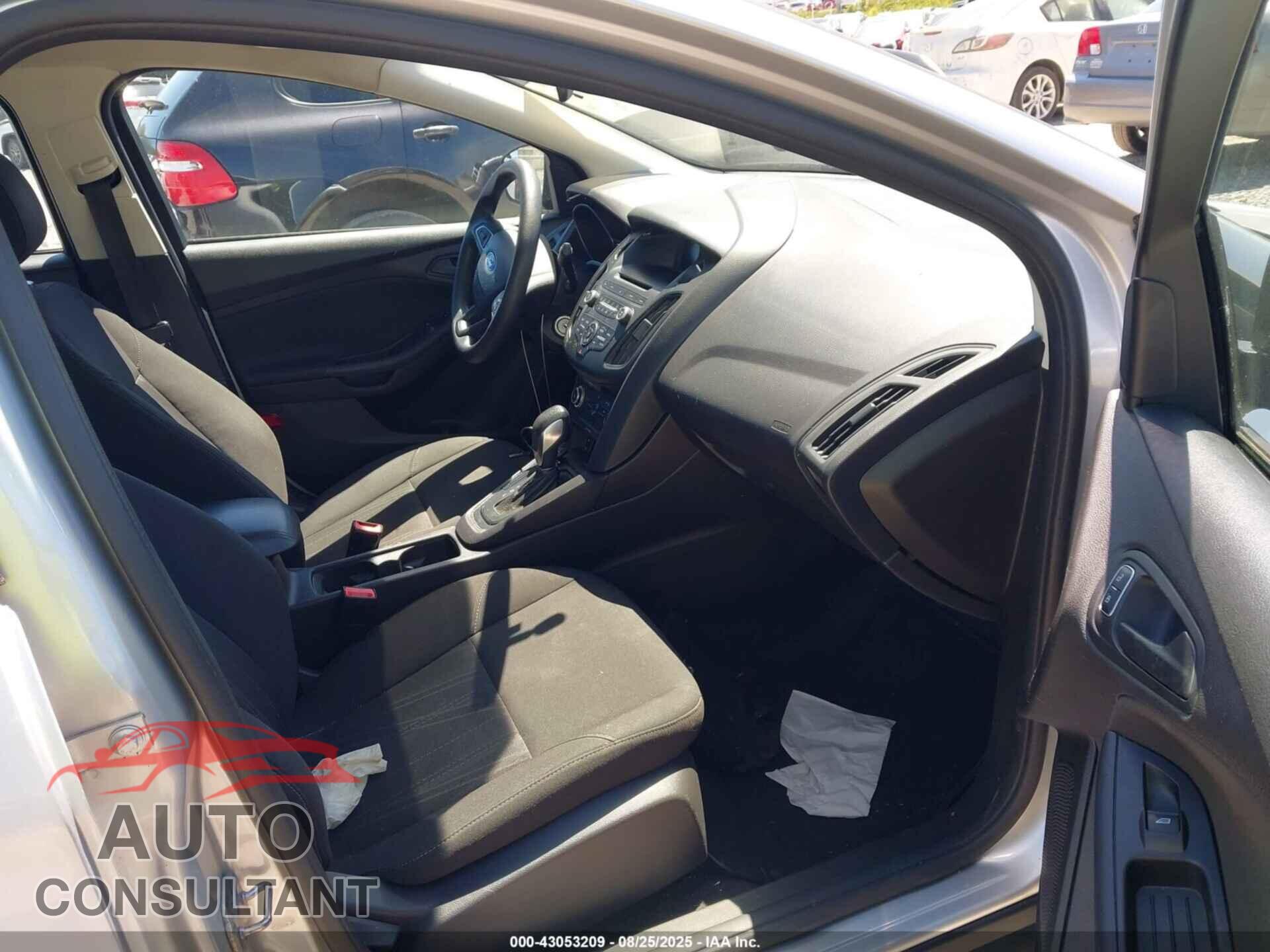 FORD FOCUS 2016 - 1FADP3E26GL356315