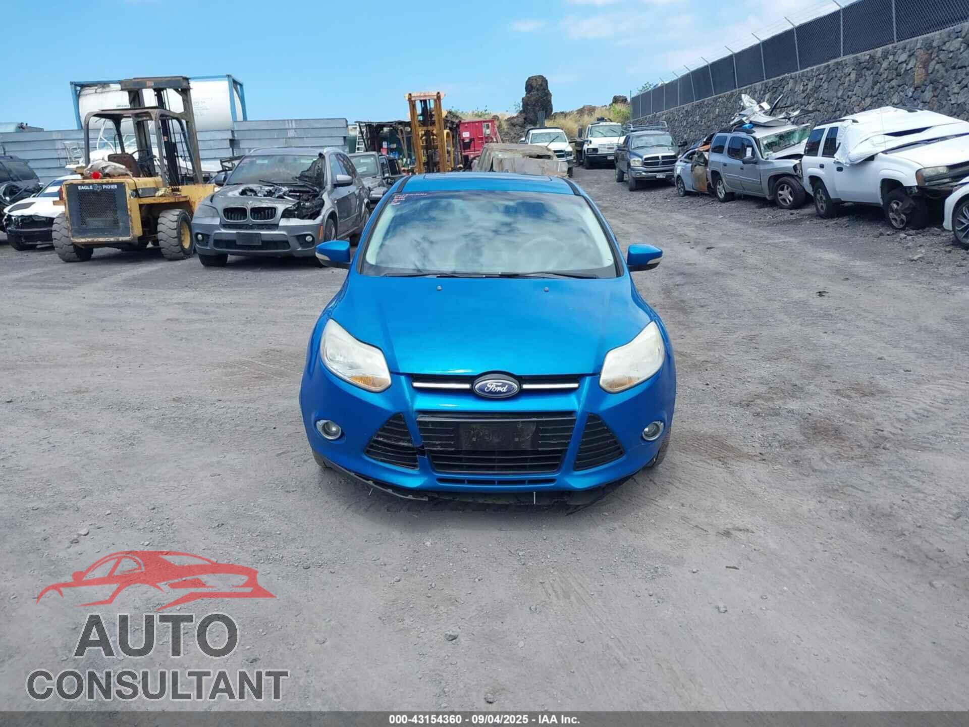 FORD FOCUS 2012 - 1FAHP3H26CL400806