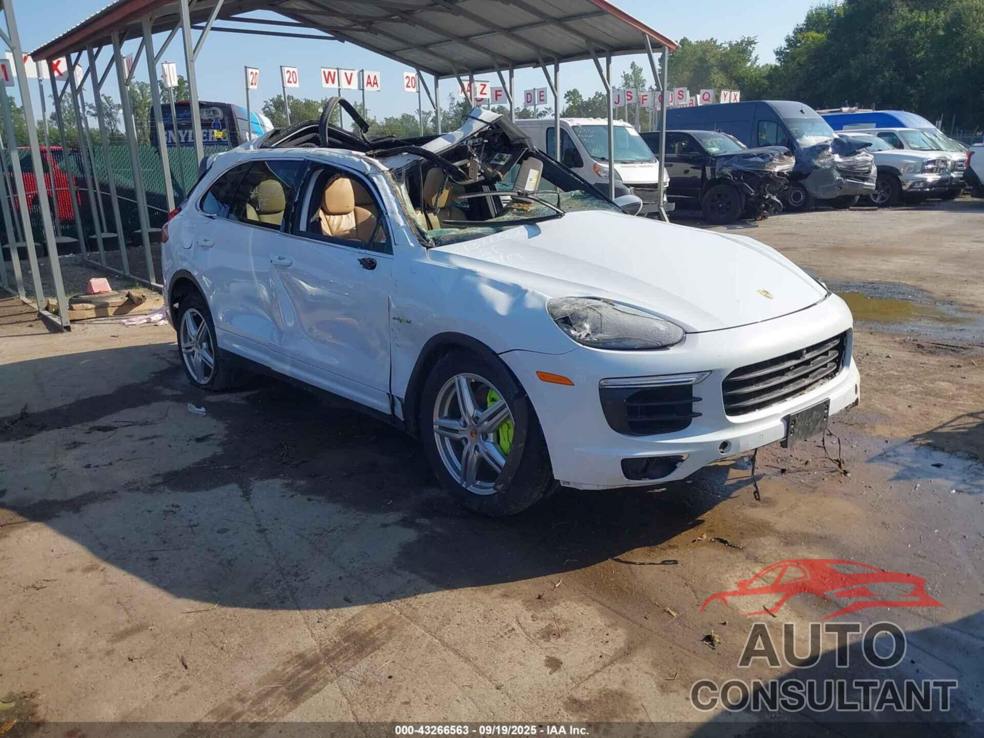 PORSCHE CAYENNE E-HYBRID 2016 - WP1AE2A21GLA18290