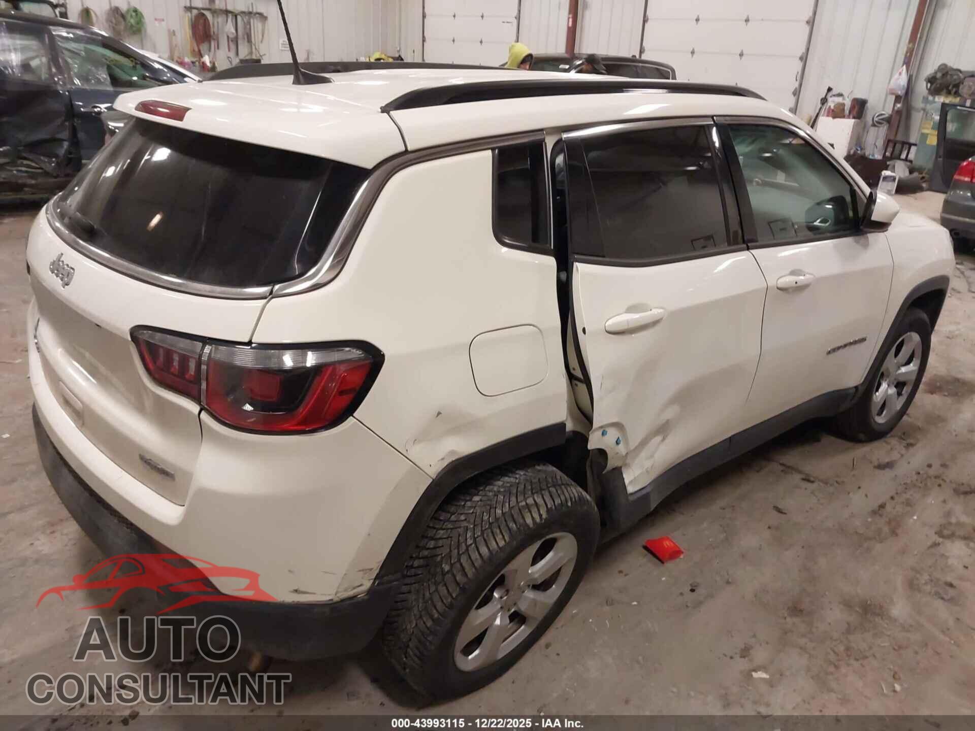 JEEP COMPASS 2018 - 3C4NJDBB9JT282961