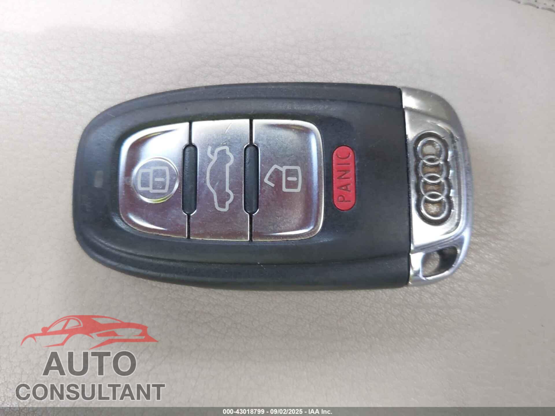 AUDI A5 2012 - WAULFAFR4CA002899
