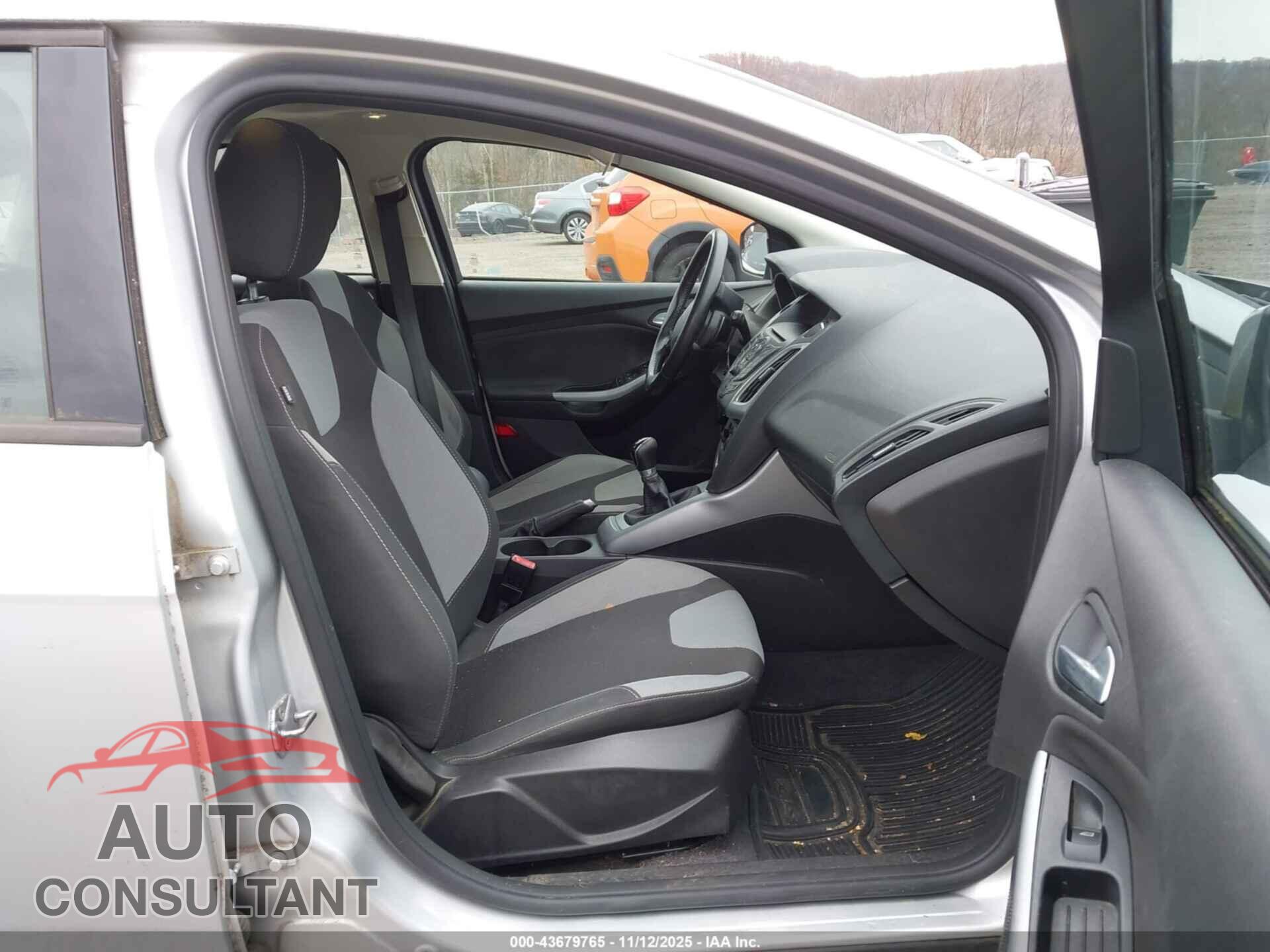FORD FOCUS 2012 - 1FAHP3K29CL230515