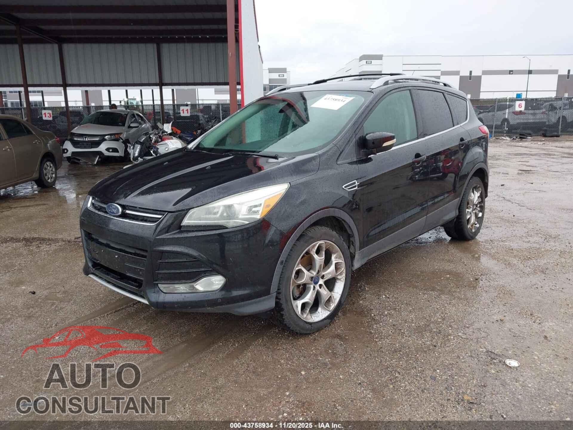 FORD ESCAPE 2013 - 1FMCU0J93DUB95326