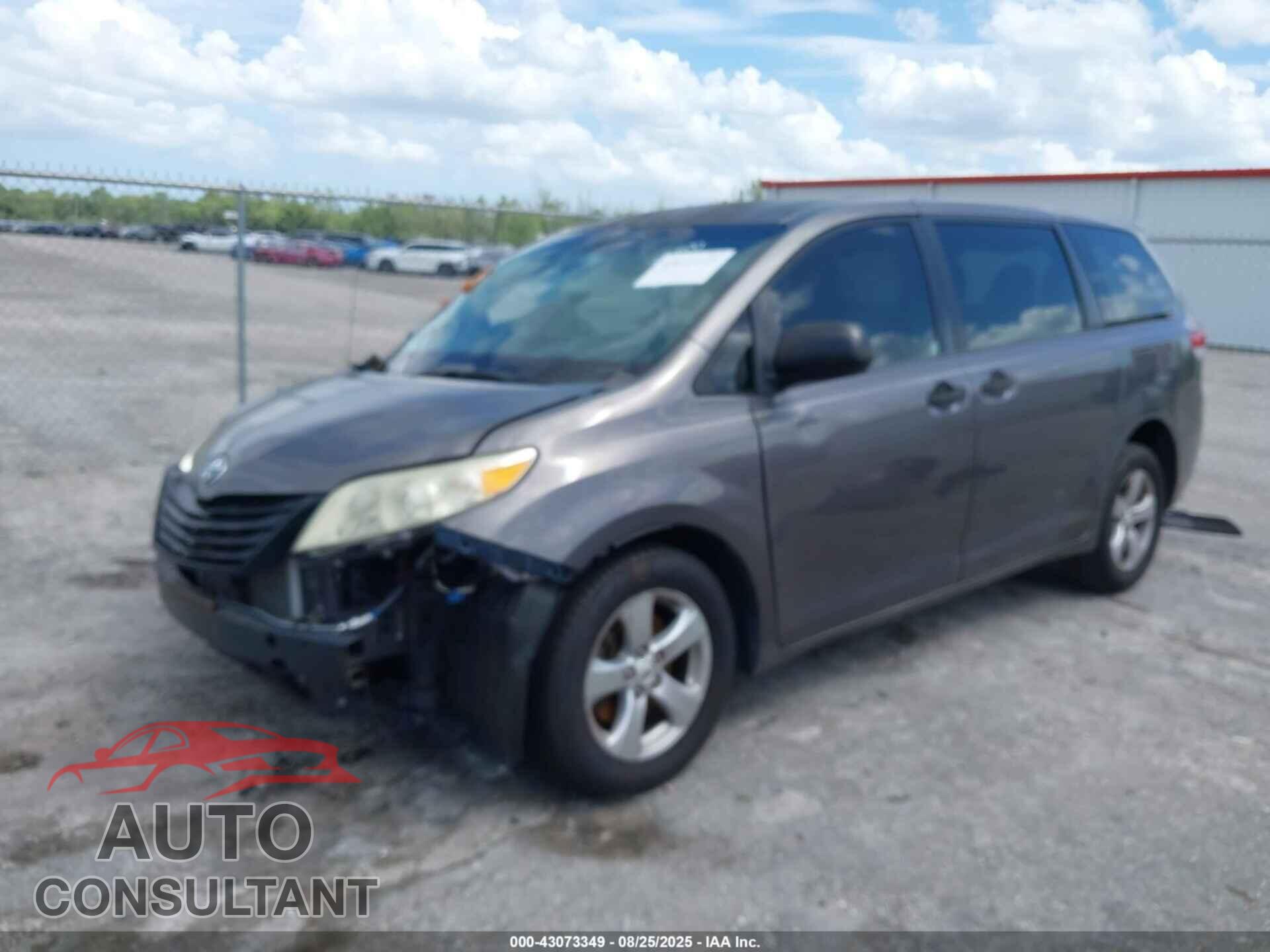 TOYOTA SIENNA 2012 - 5TDKA3DC8CS010238