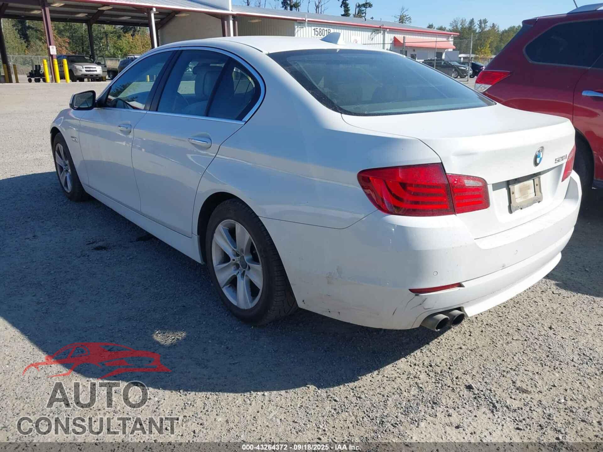BMW 528I 2011 - WBAFR1C57BDS36067