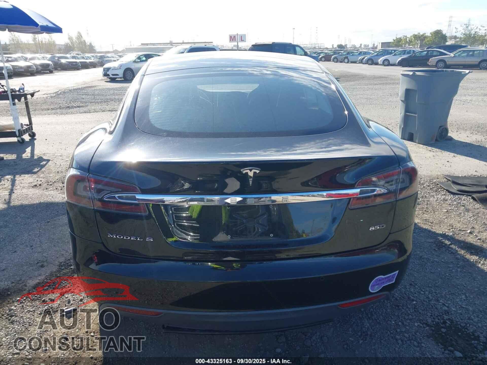 TESLA MODEL S 2015 - 5YJSA1E29FF111842