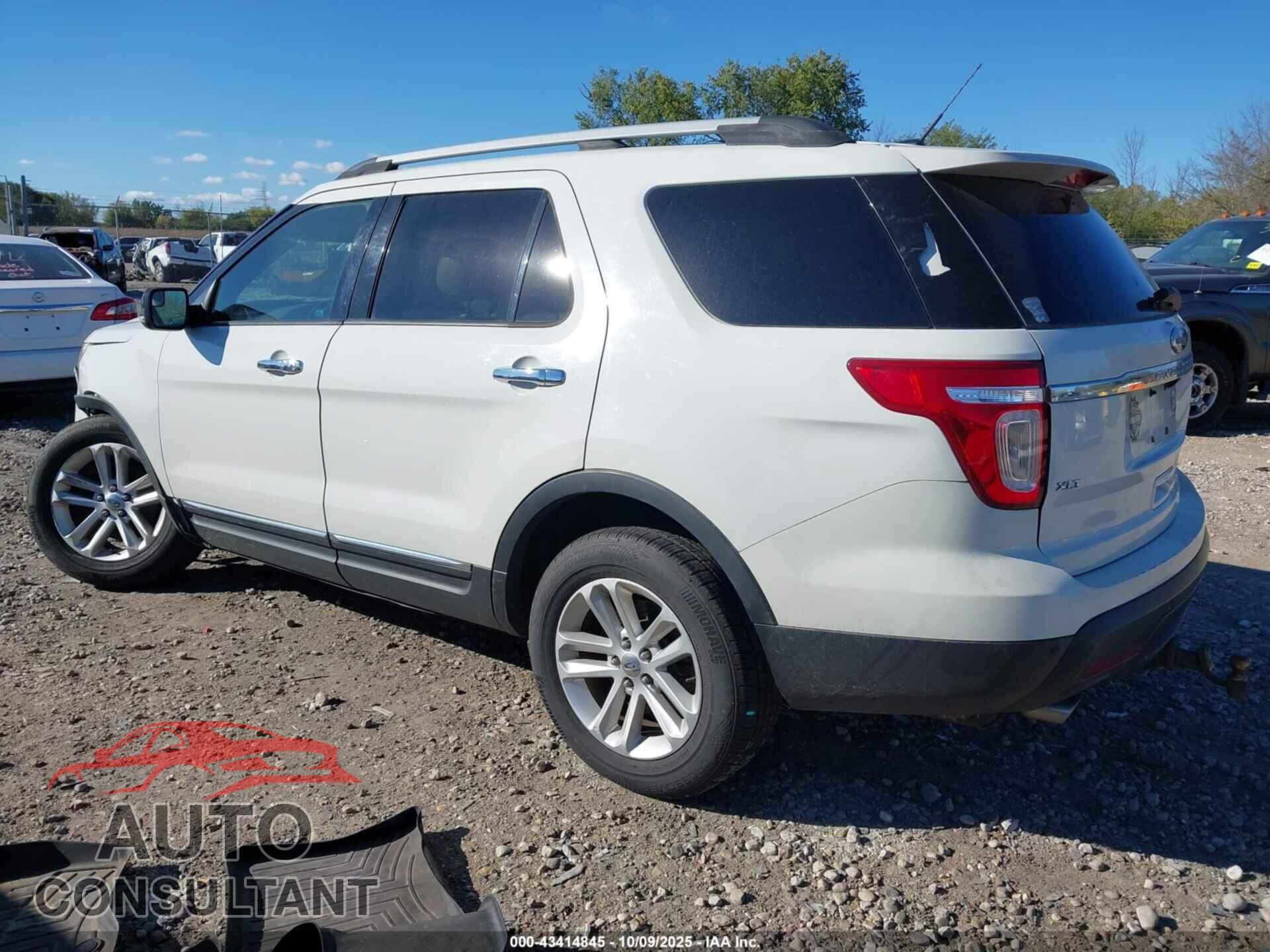 FORD EXPLORER 2011 - 1FMHK8D80BGA25563