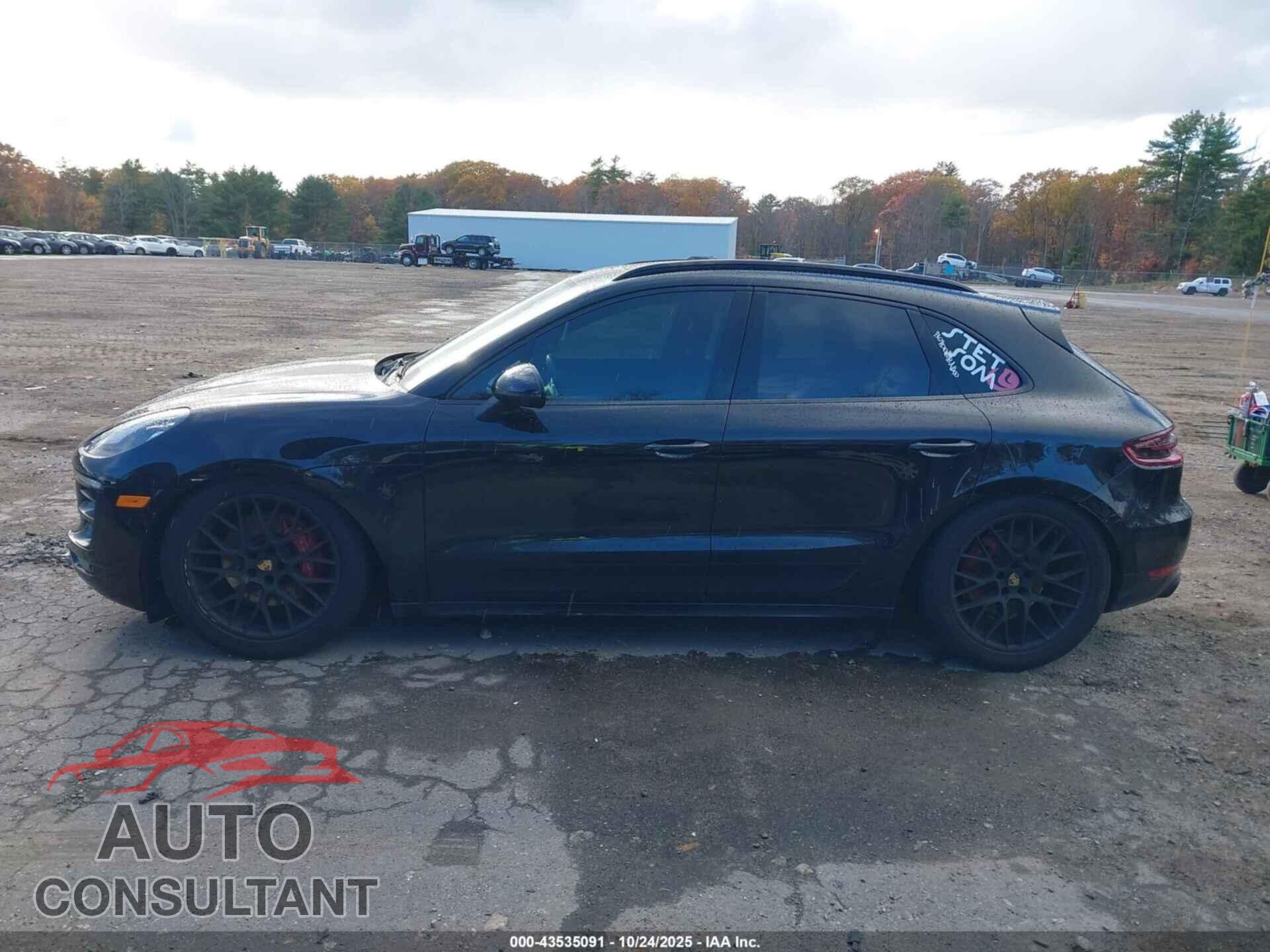 PORSCHE MACAN 2018 - WP1AG2A59JLB60351