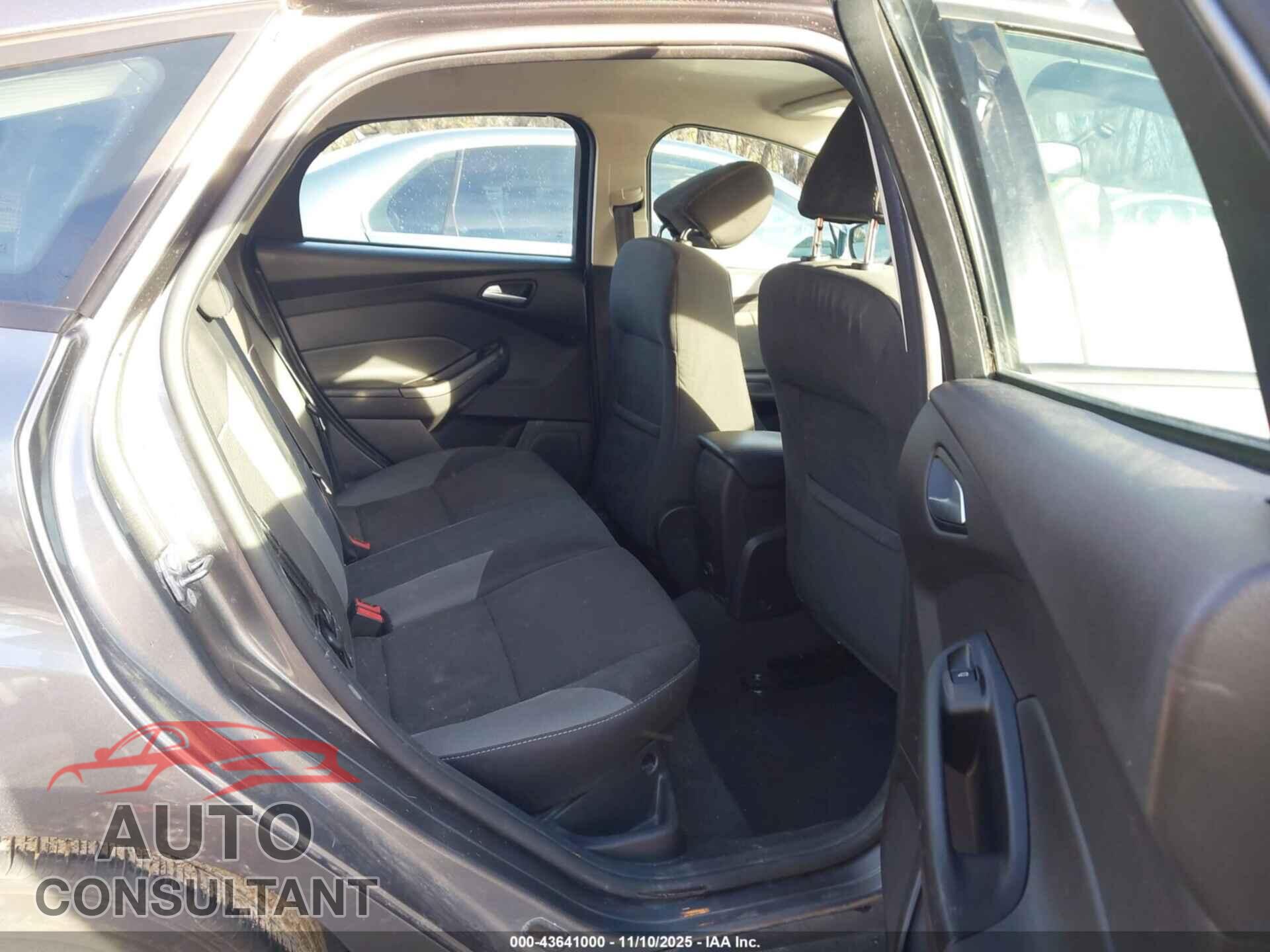 FORD FOCUS 2014 - 1FADP3K23EL431196