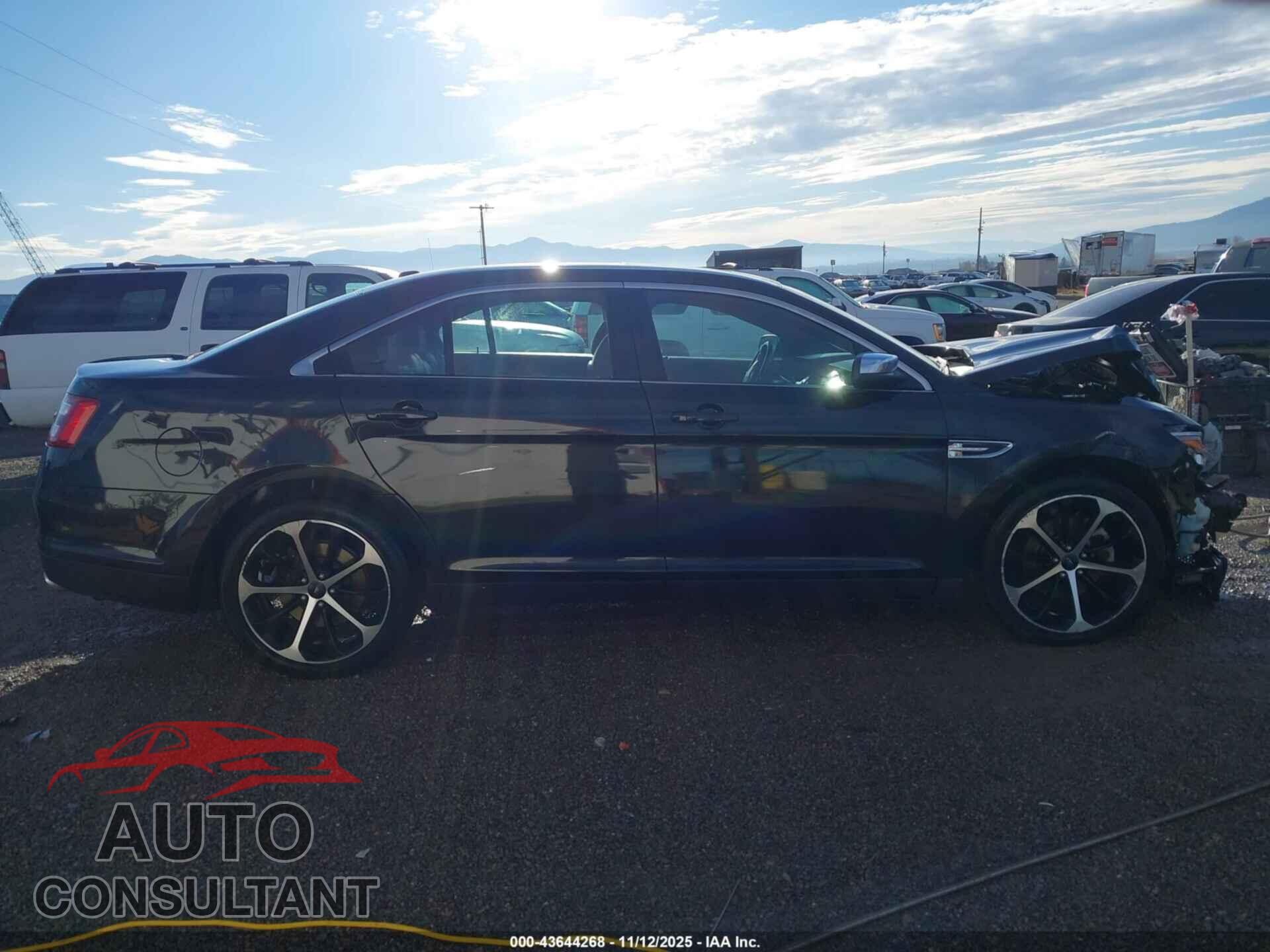 FORD TAURUS 2014 - 1FAHP2J8XEG112579