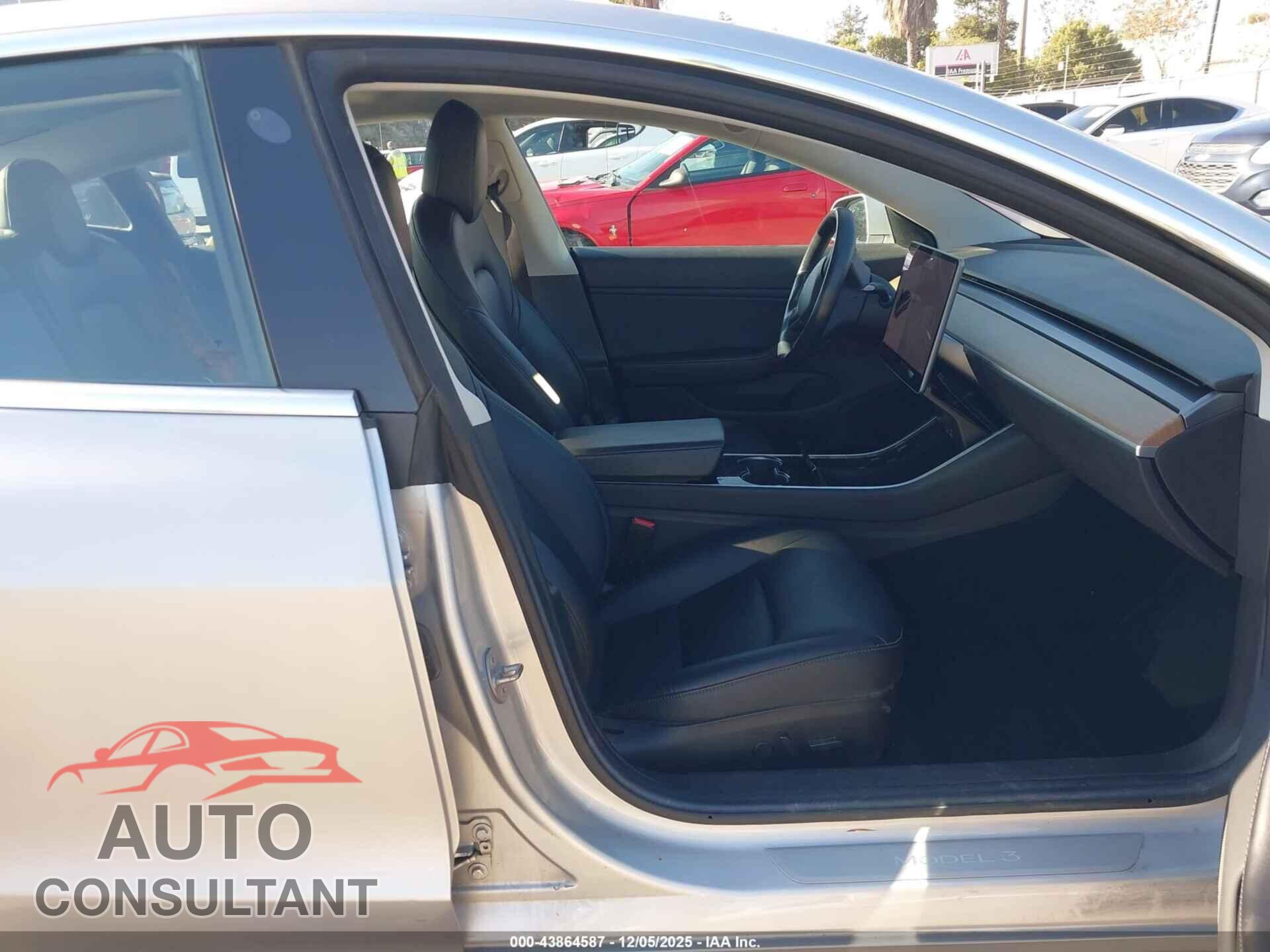 TESLA MODEL 3 2018 - 5YJ3E1EA2JF036359
