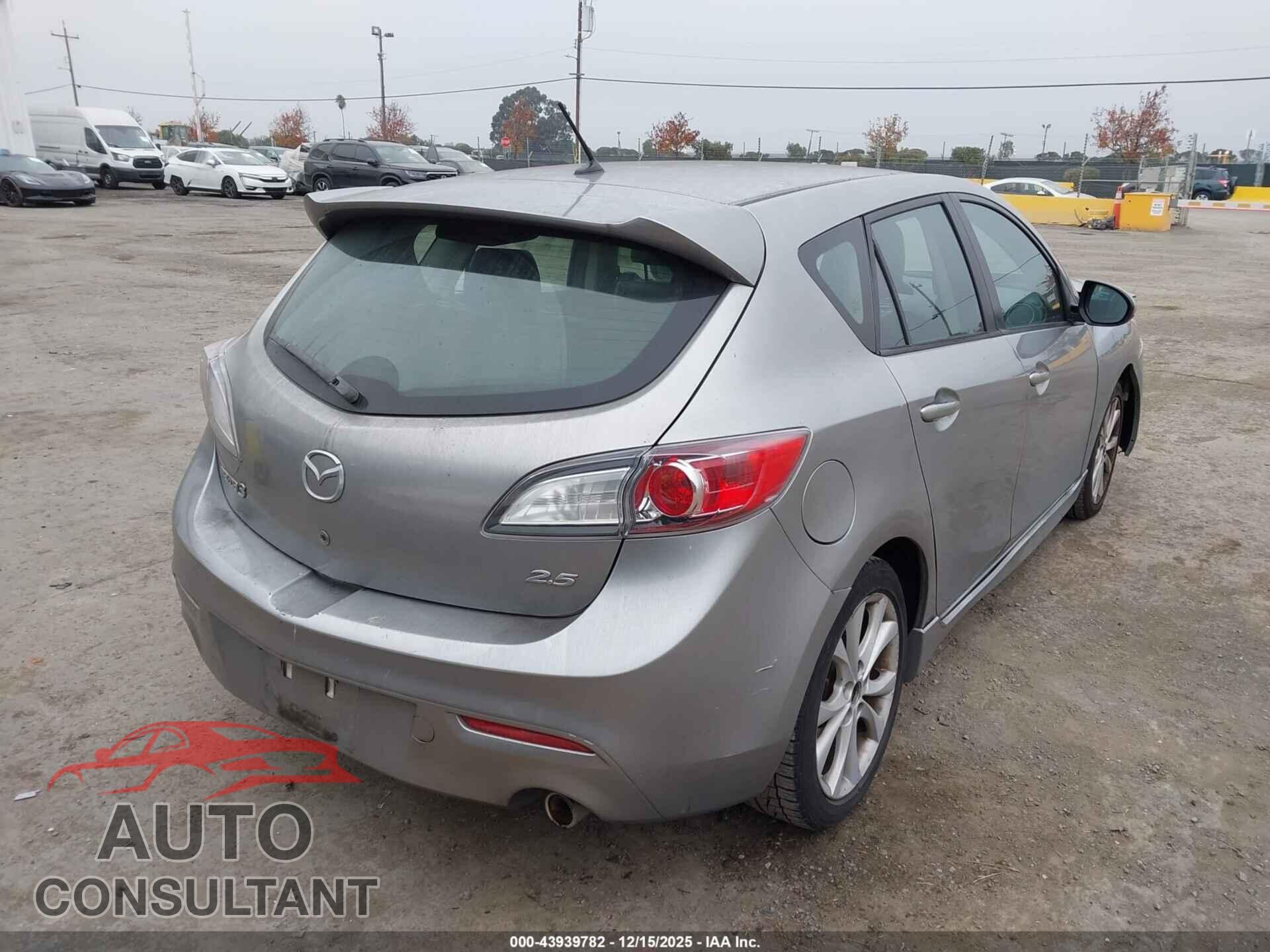 MAZDA MAZDA3 2011 - JM1BL1K63B1451914