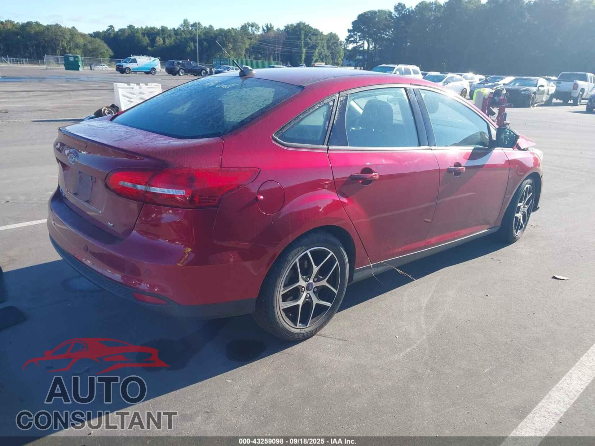 FORD FOCUS 2017 - 1FADP3H22HL339086