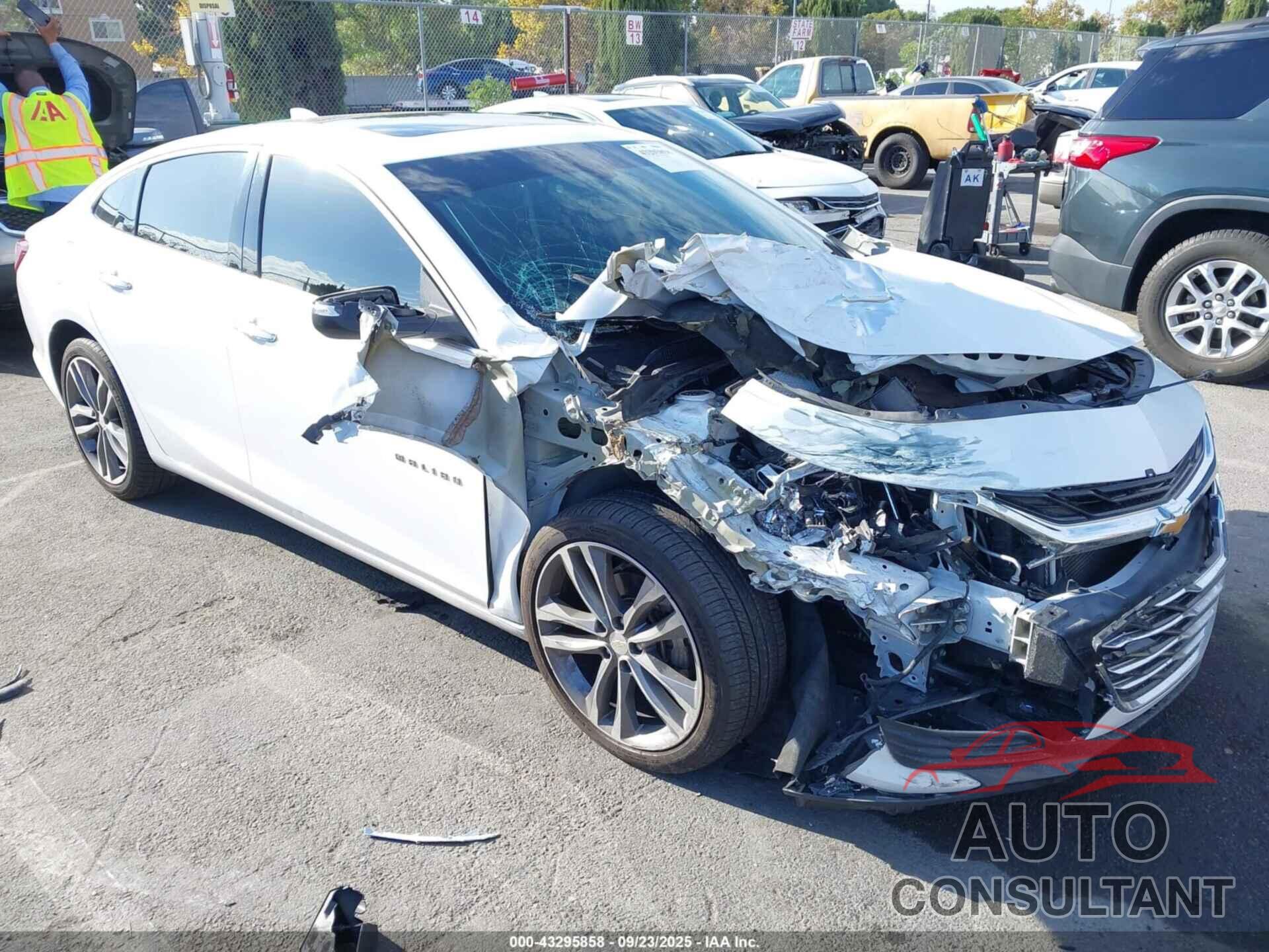 CHEVROLET MALIBU 2020 - 1G1ZE5SX2LF095302