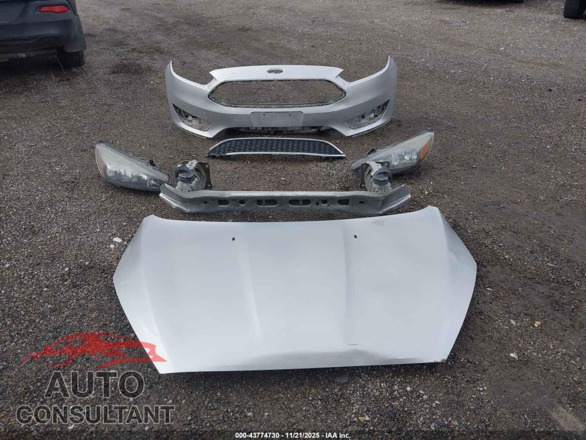 FORD FOCUS 2017 - 1FADP3H29HL206521