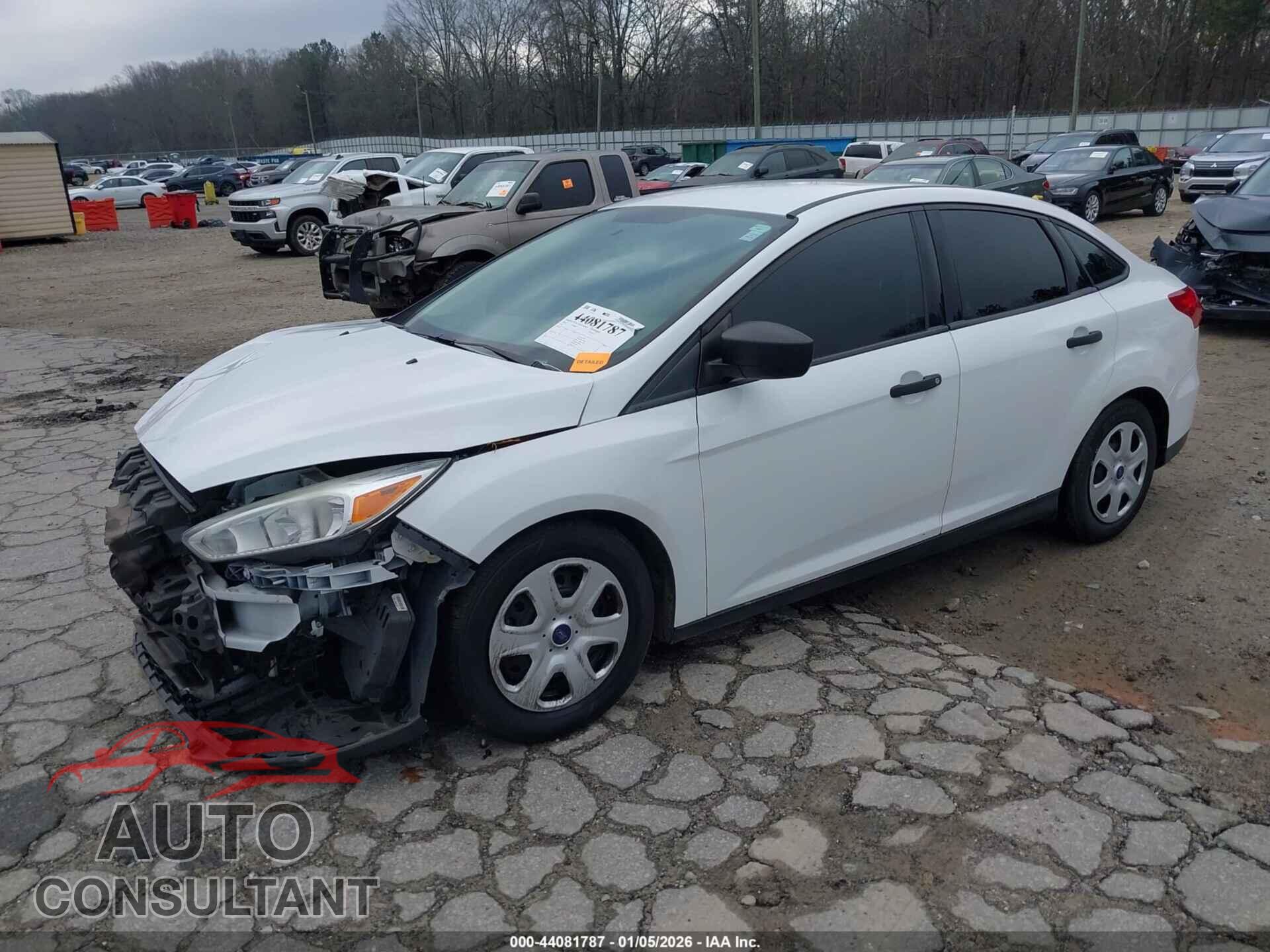 FORD FOCUS 2016 - 1FADP3E28GL380065