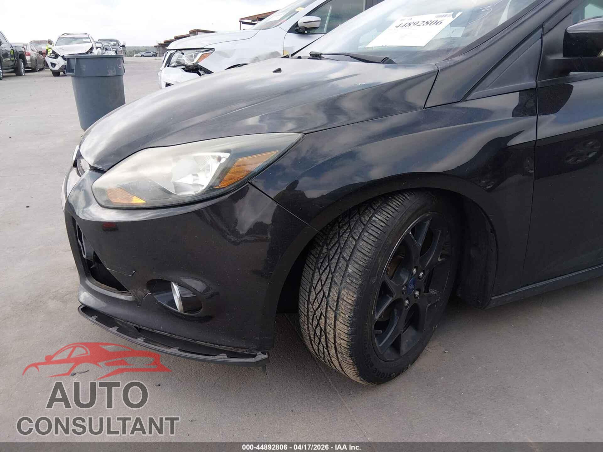 FORD FOCUS 2014 - 1FADP3K28EL207633