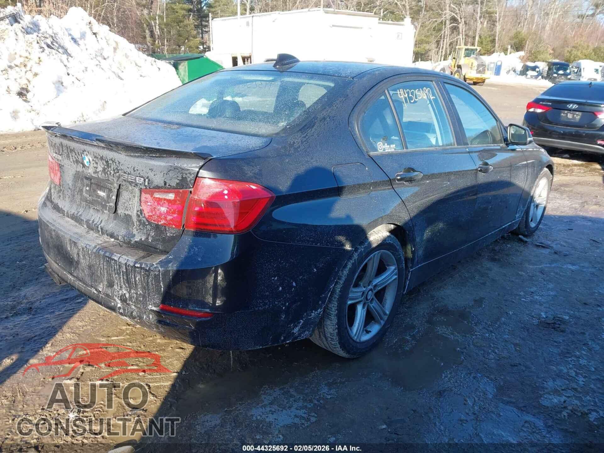 BMW 328I 2013 - WBA3B5C52DF596062