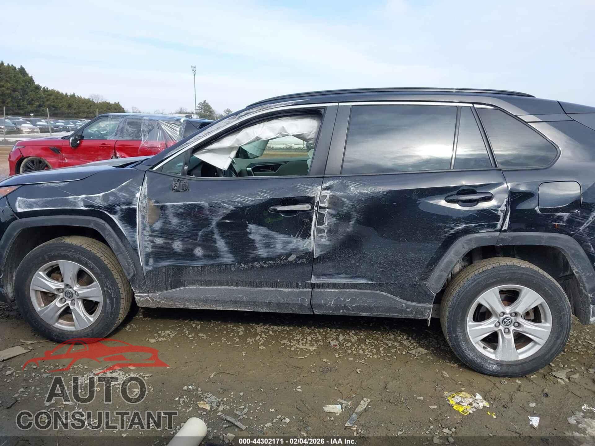 TOYOTA RAV4 2020 - JTMP1RFV8LD060642