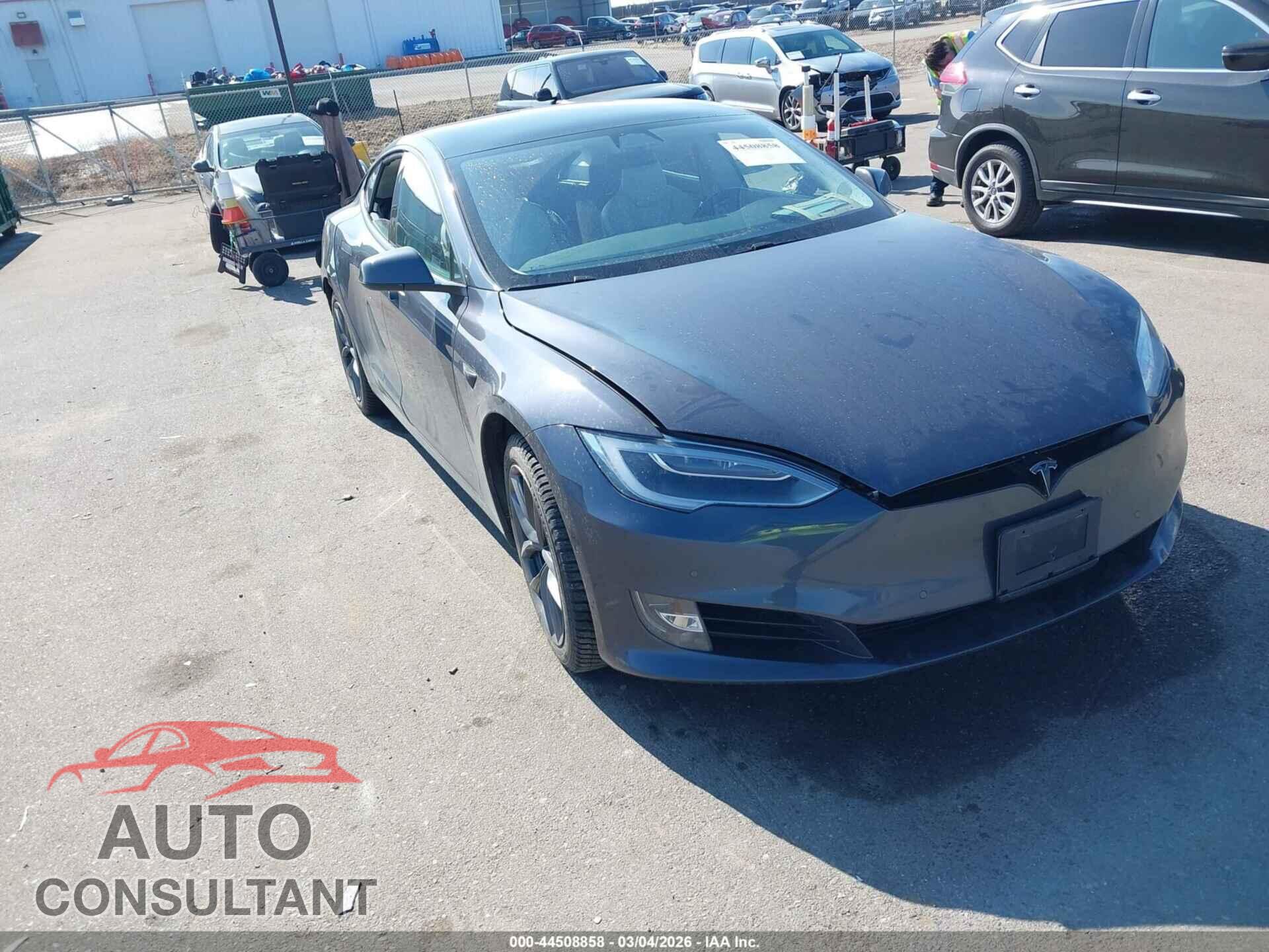 TESLA MODEL S 2018 - 5YJSA1E2XJF274024
