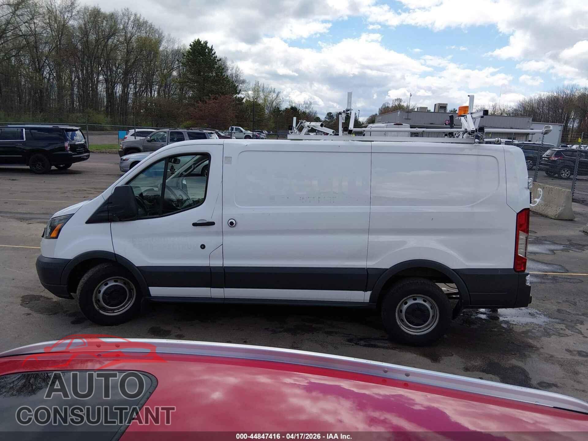 FORD TRANSIT-150 2017 - 1FTYE1ZM3HKB29740