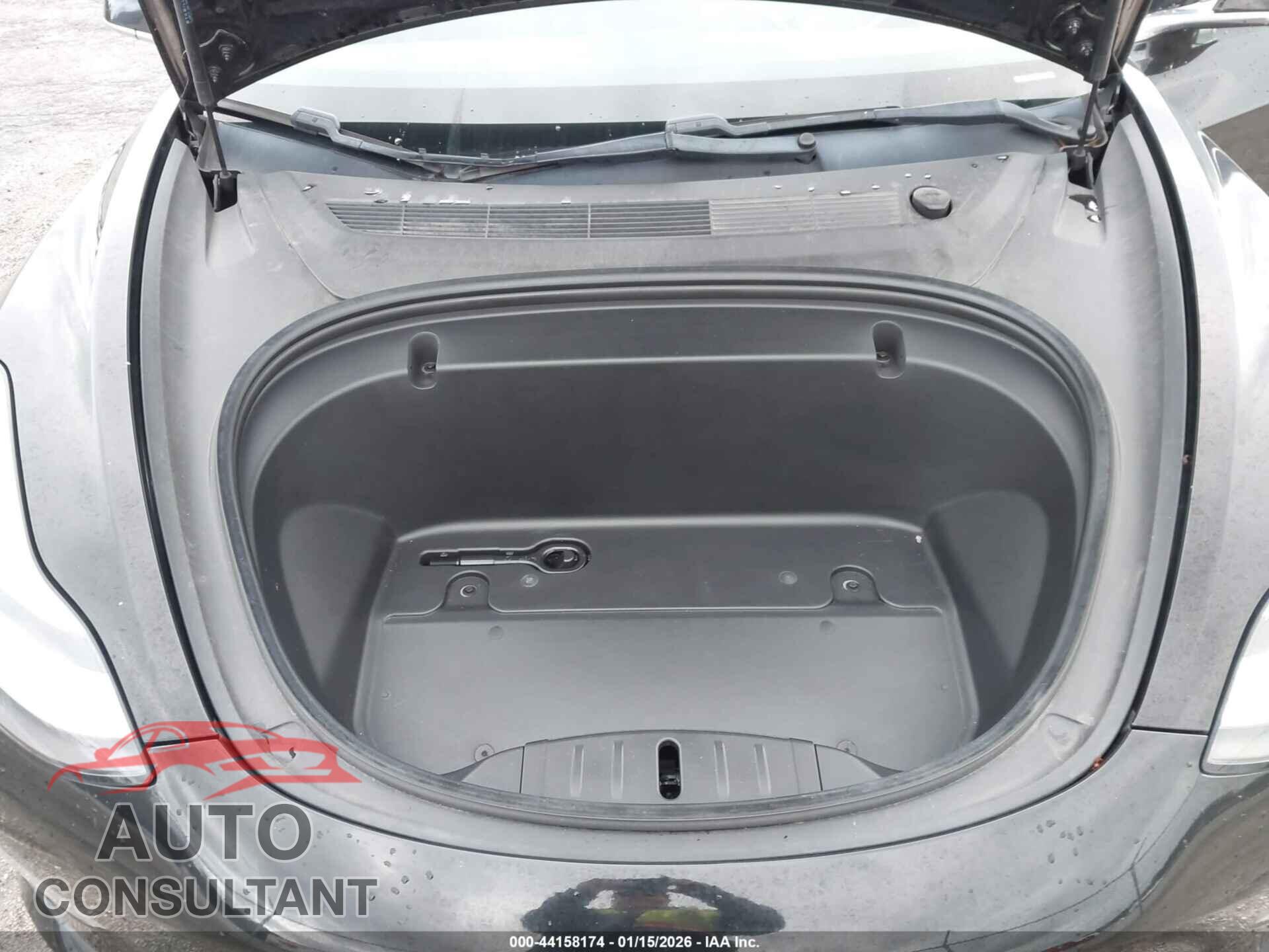 TESLA MODEL 3 2020 - 5YJ3E1EA2LF427630