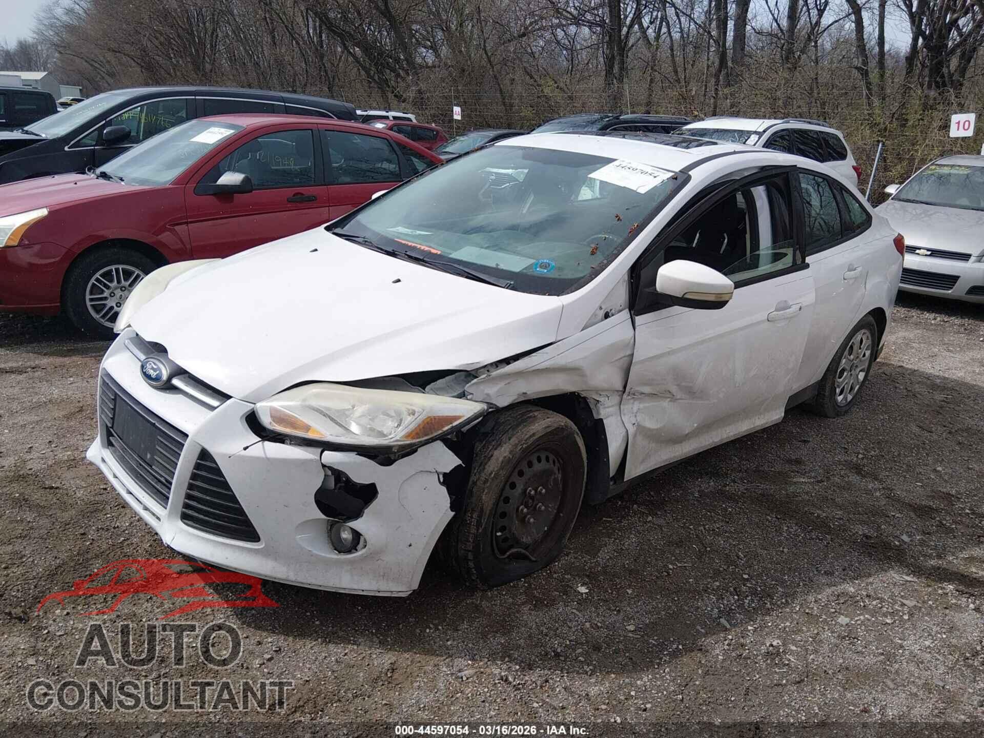 FORD FOCUS 2012 - 1FAHP3F2XCL304180