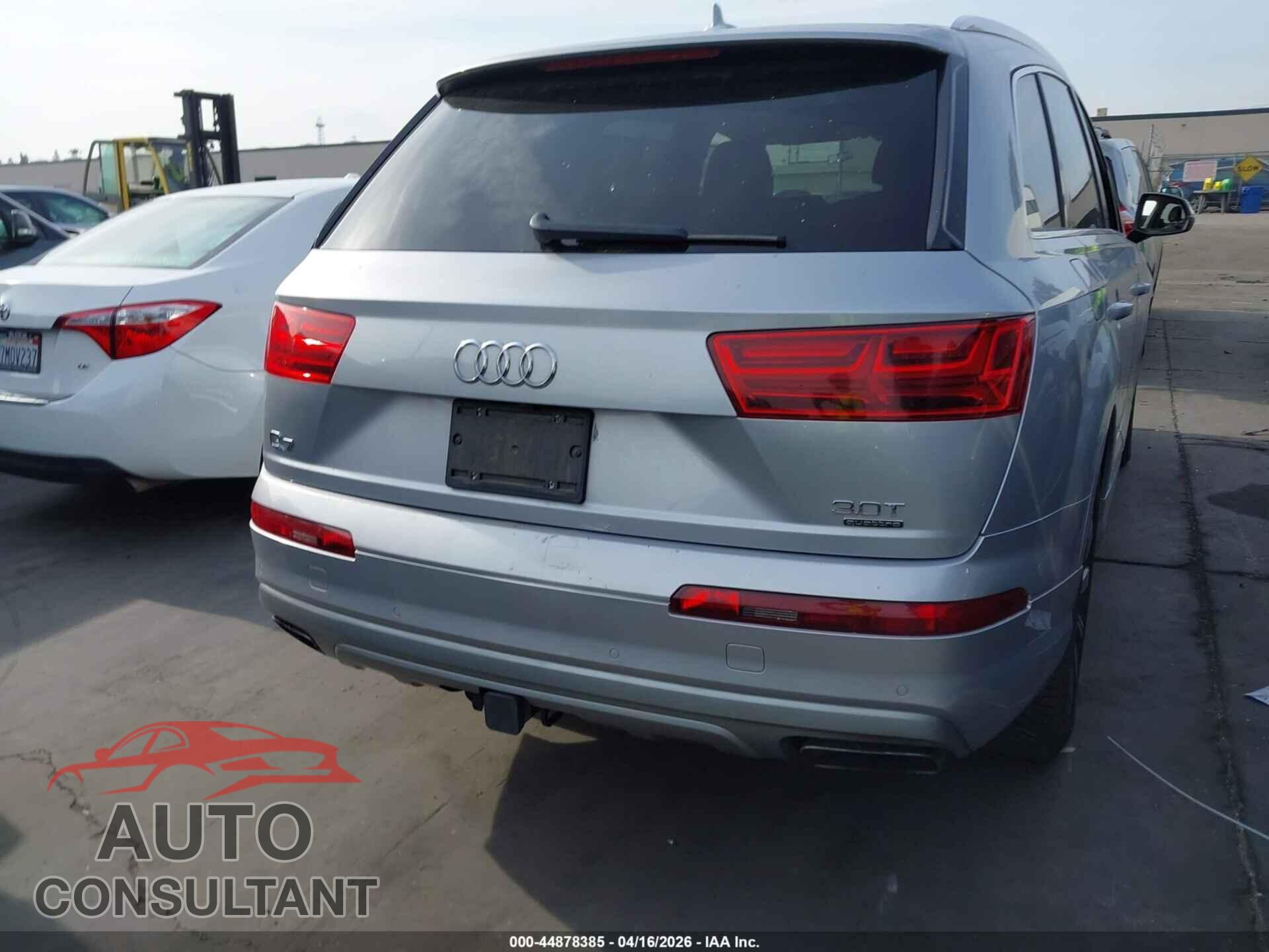 AUDI Q7 2017 - WA1VAAF70HD030708