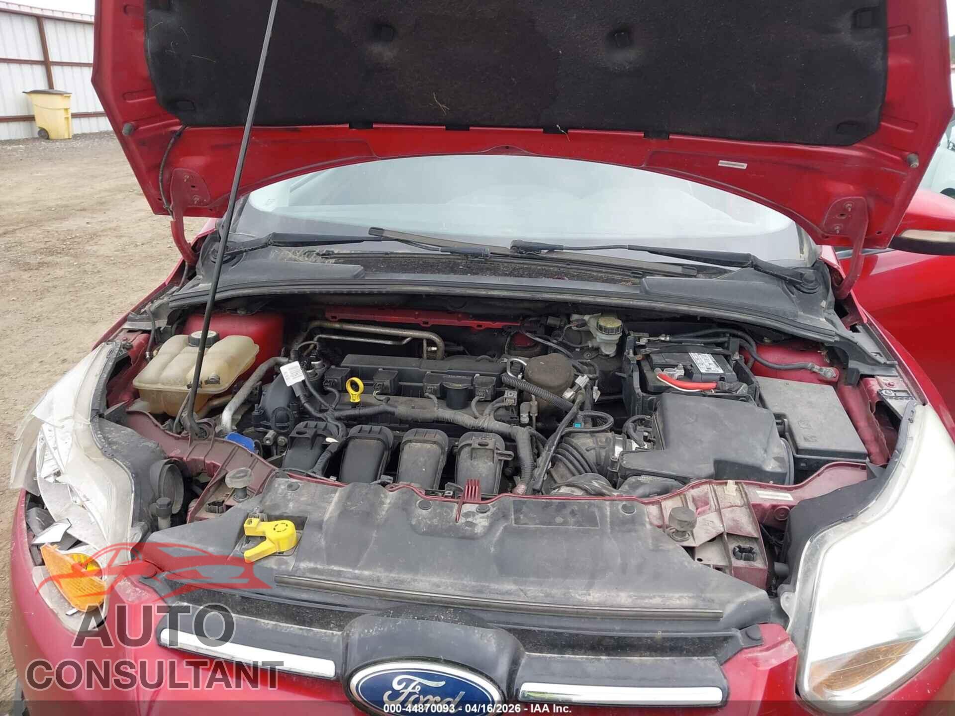 FORD FOCUS 2012 - 1FAHP3M21CL268589