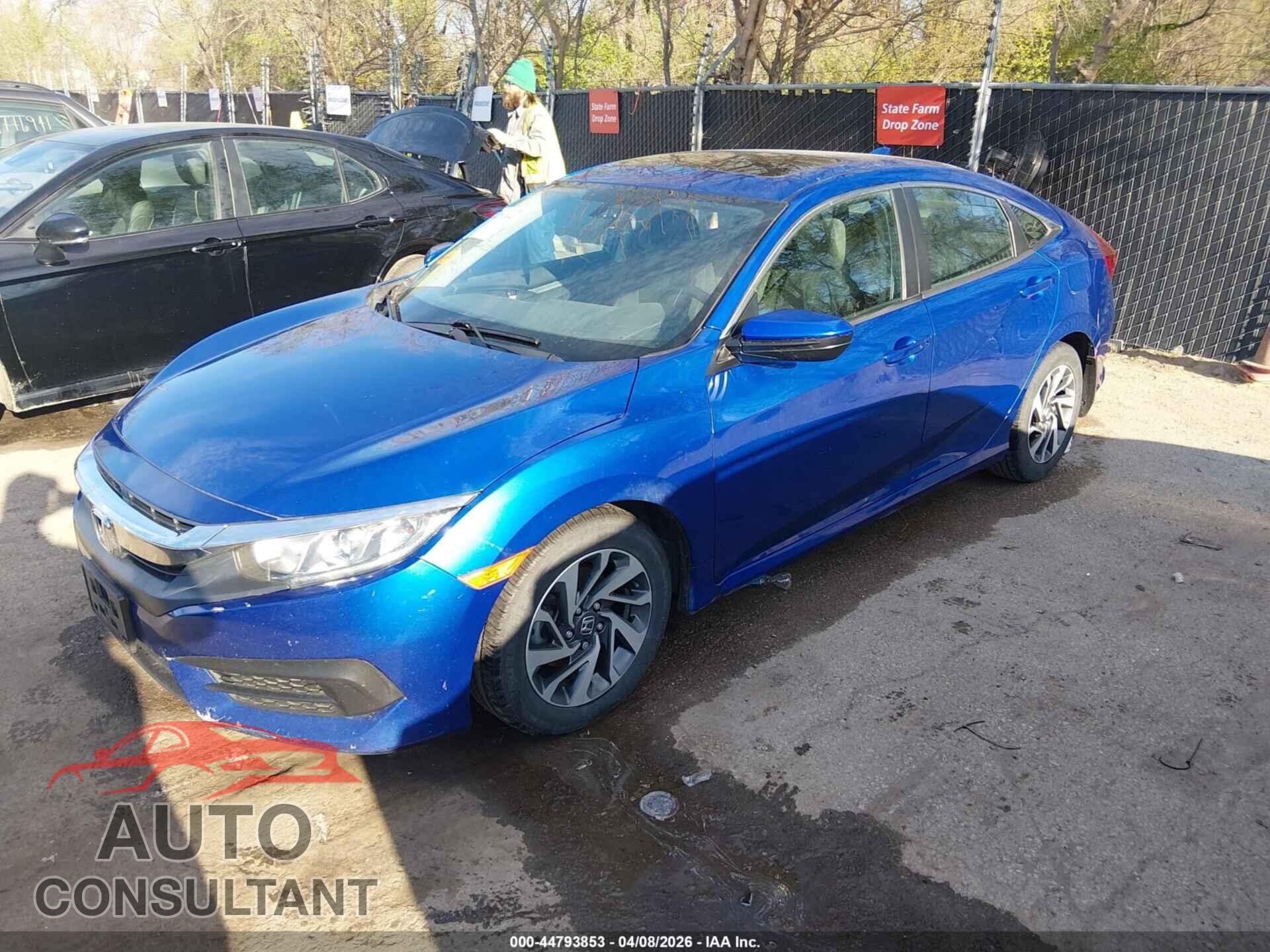 HONDA CIVIC 2017 - 19XFC2F70HE009155