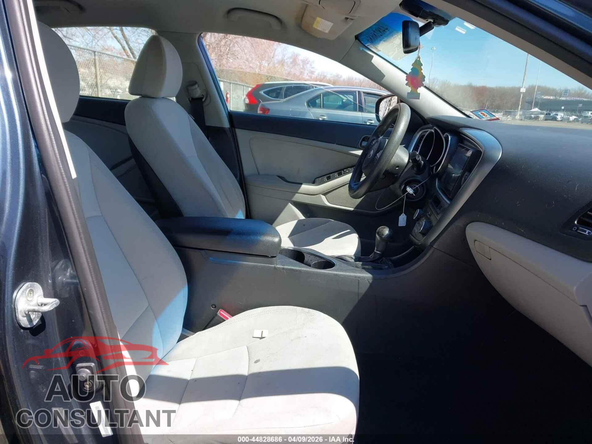 KIA OPTIMA 2015 - KNAGM4A77F5558720