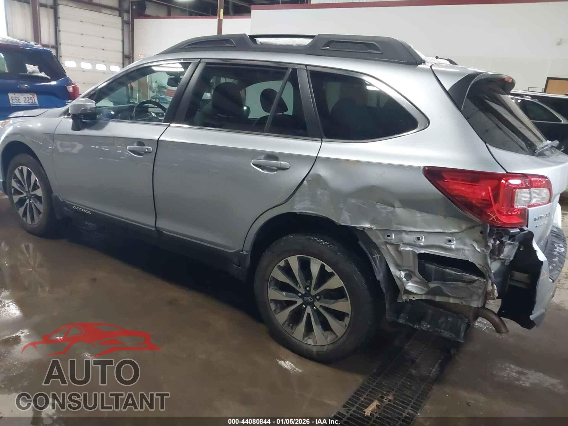 SUBARU OUTBACK 2015 - 4S4BSENC8F3271927