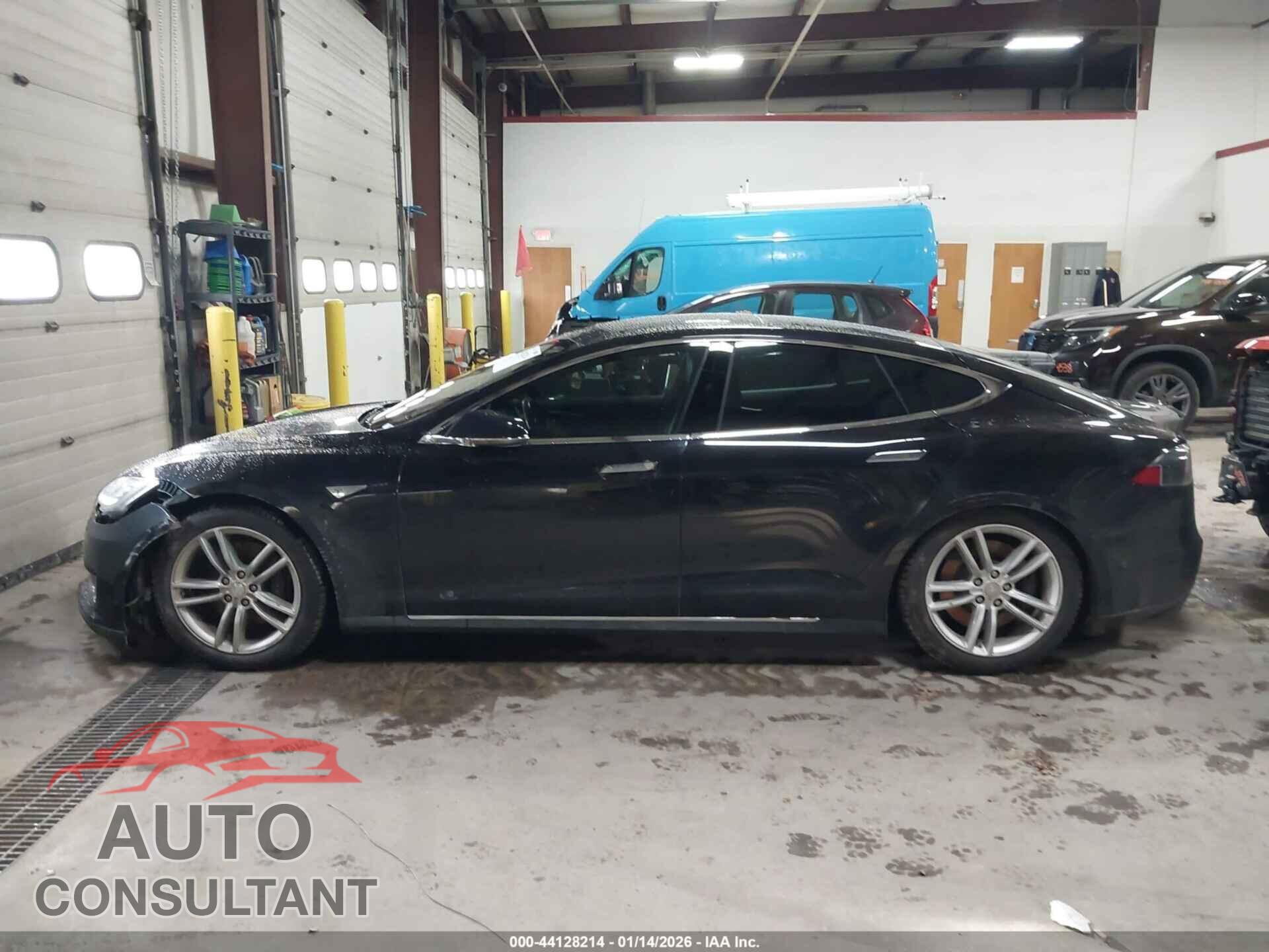 TESLA MODEL S 2015 - 5YJSA1E23FF109732