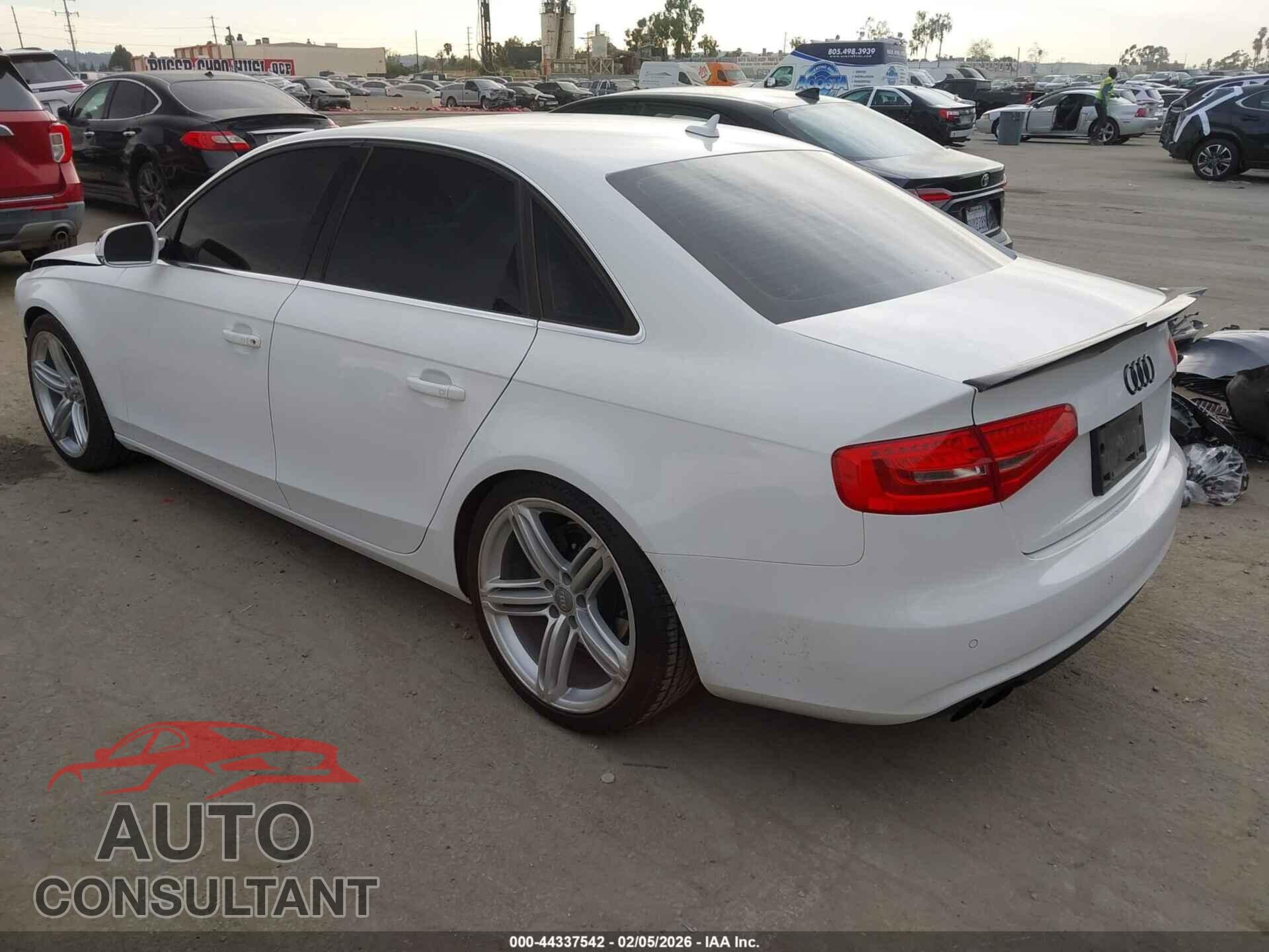 AUDI A4 2013 - WAUEFAFL0DN026406