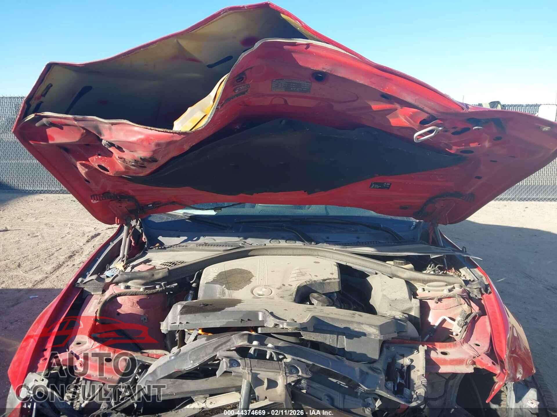 BMW 320I 2016 - WBA8E5G58GNU21235