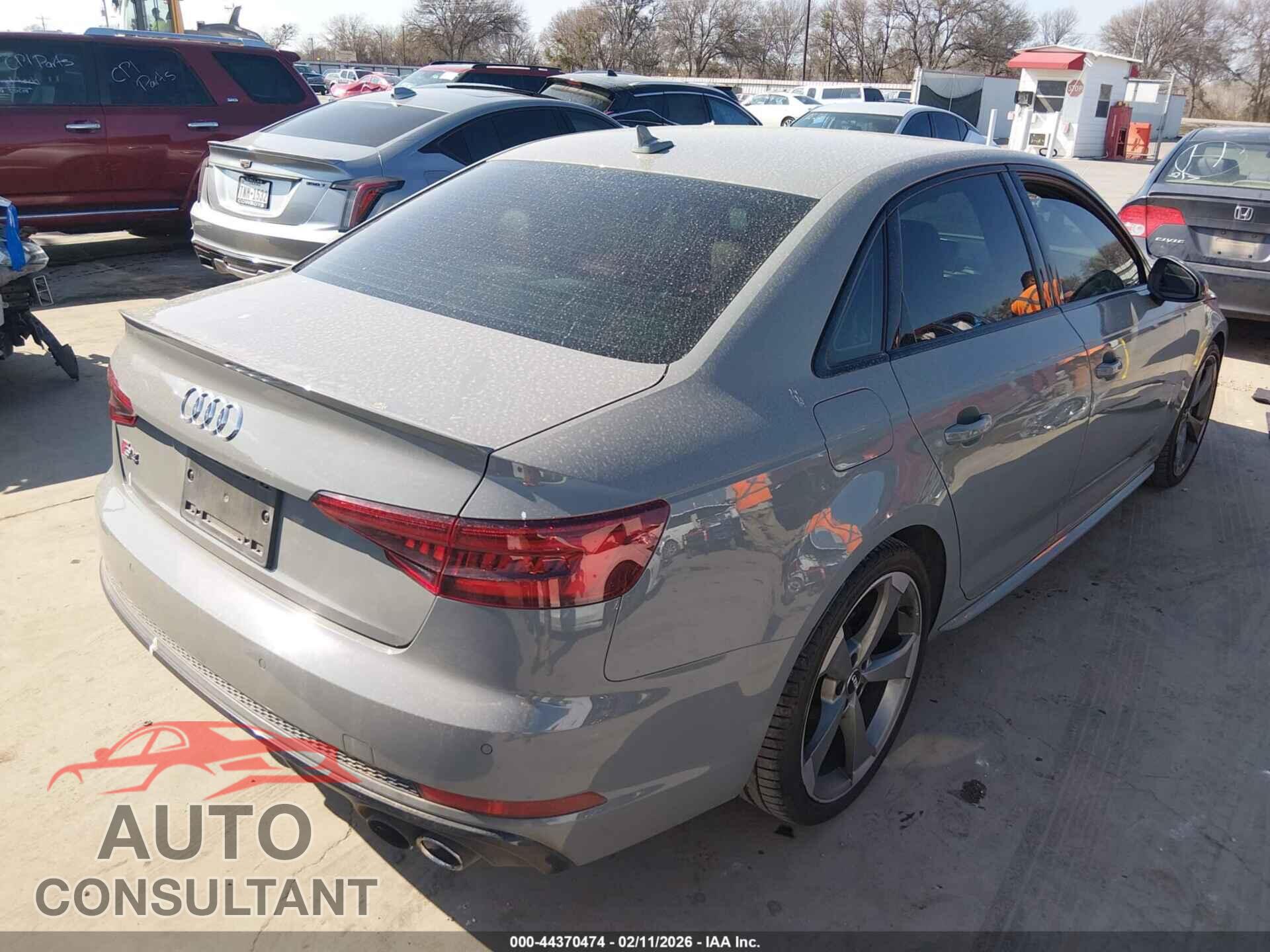 AUDI S4 2019 - WAUC4AF46KA003450