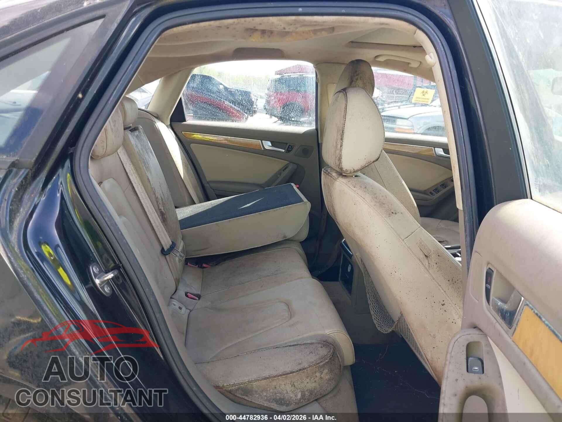 AUDI A4 2009 - WAULF78K09N009675